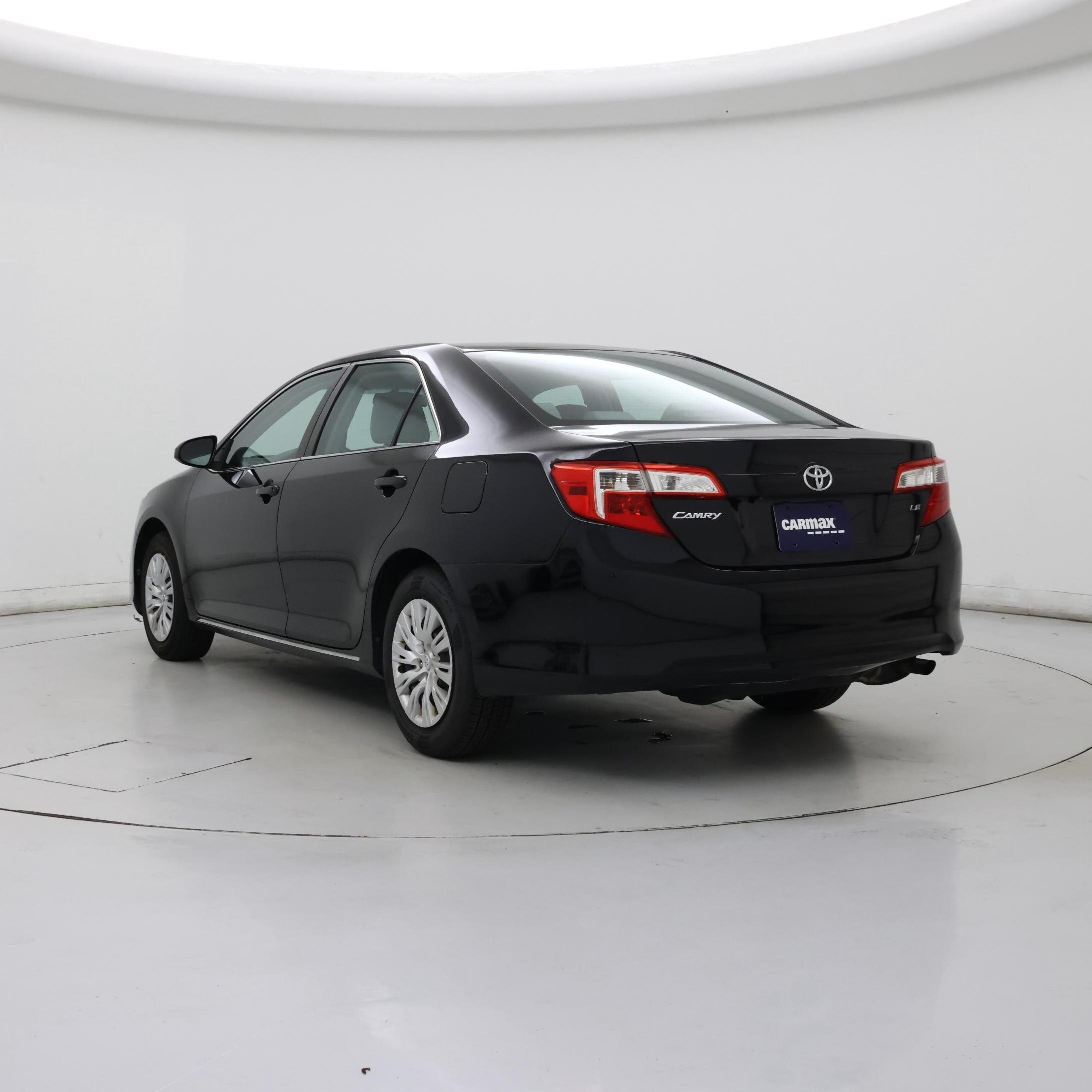Thumbnail: 2014 Toyota Camry - 2