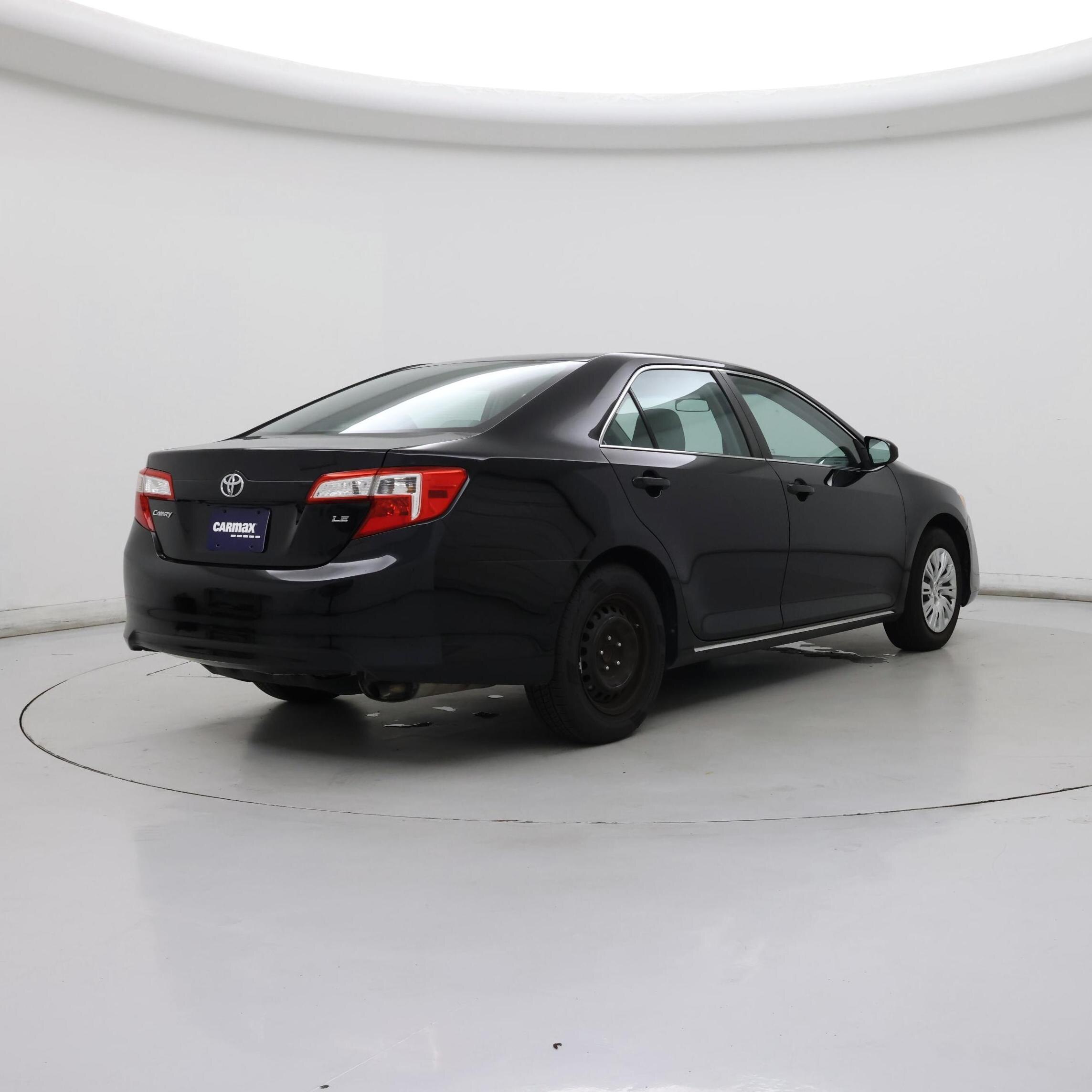 Thumbnail: 2014 Toyota Camry - 8