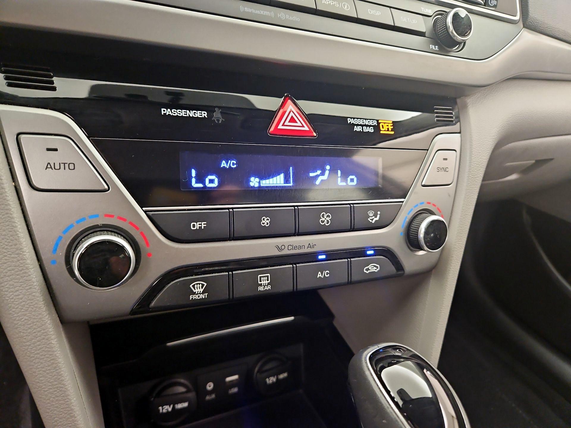 Thumbnail: 2017 Hyundai Elantra - 16