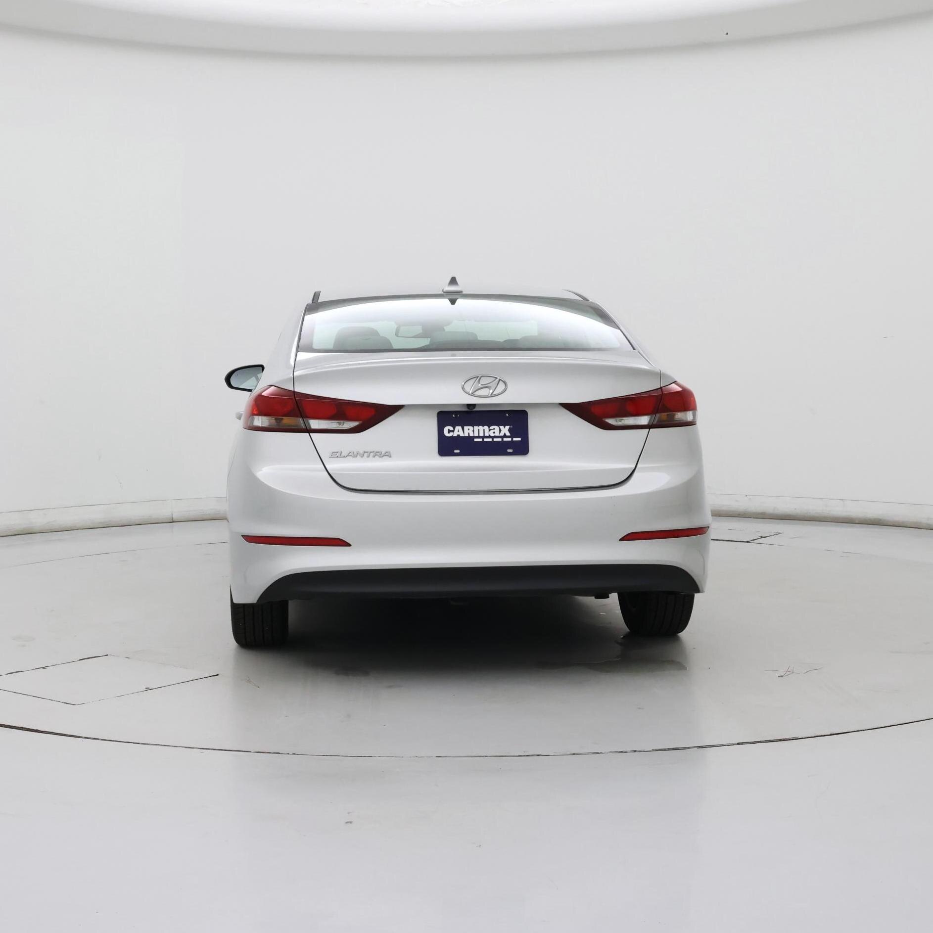 Thumbnail: 2017 Hyundai Elantra - 6