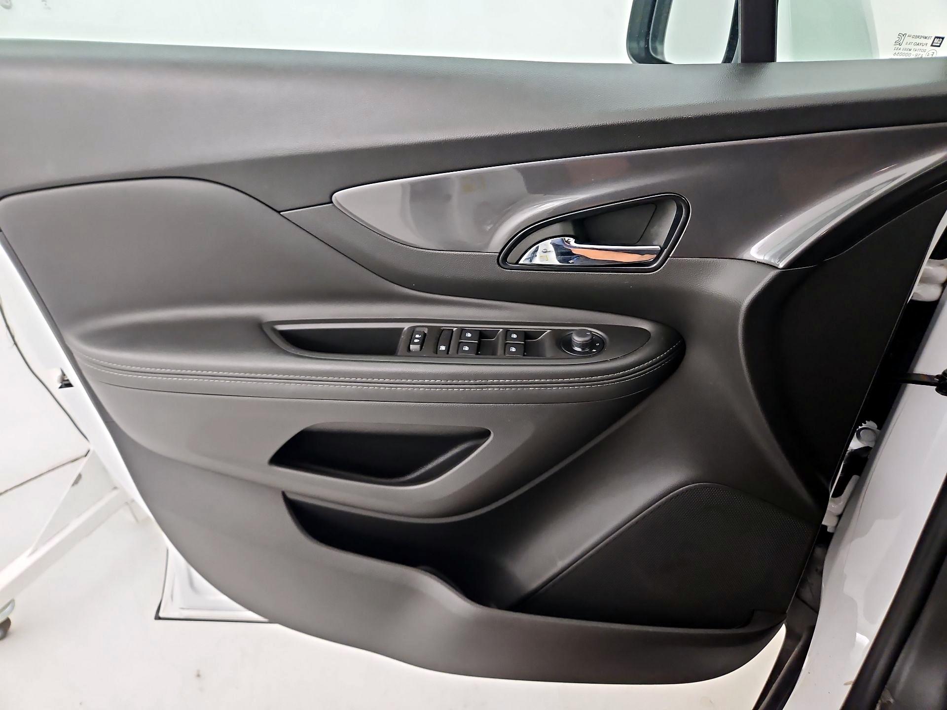 Thumbnail: 2022 Buick Encore - 12