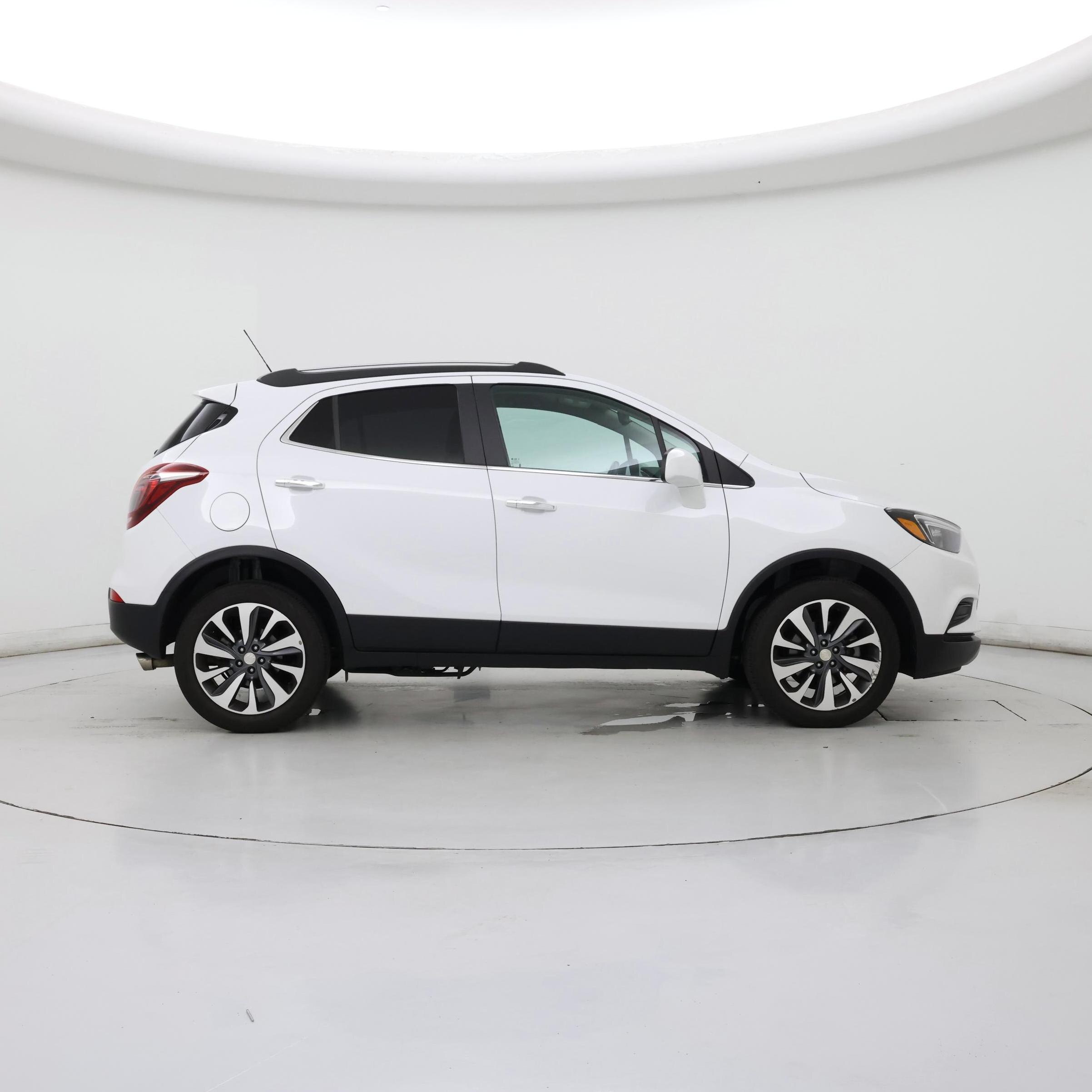 Thumbnail: 2022 Buick Encore - 7