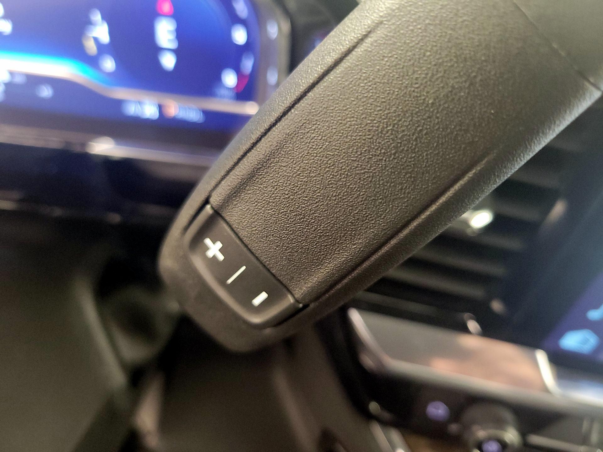 Thumbnail: 2023 Chevrolet Silverado 1500 - 18