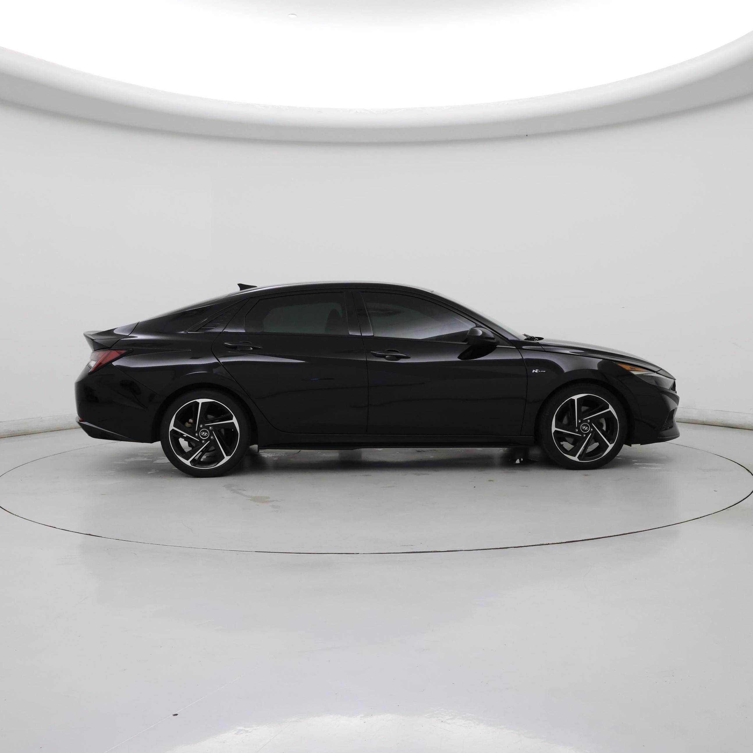 Thumbnail: 2022 Hyundai Elantra - 7