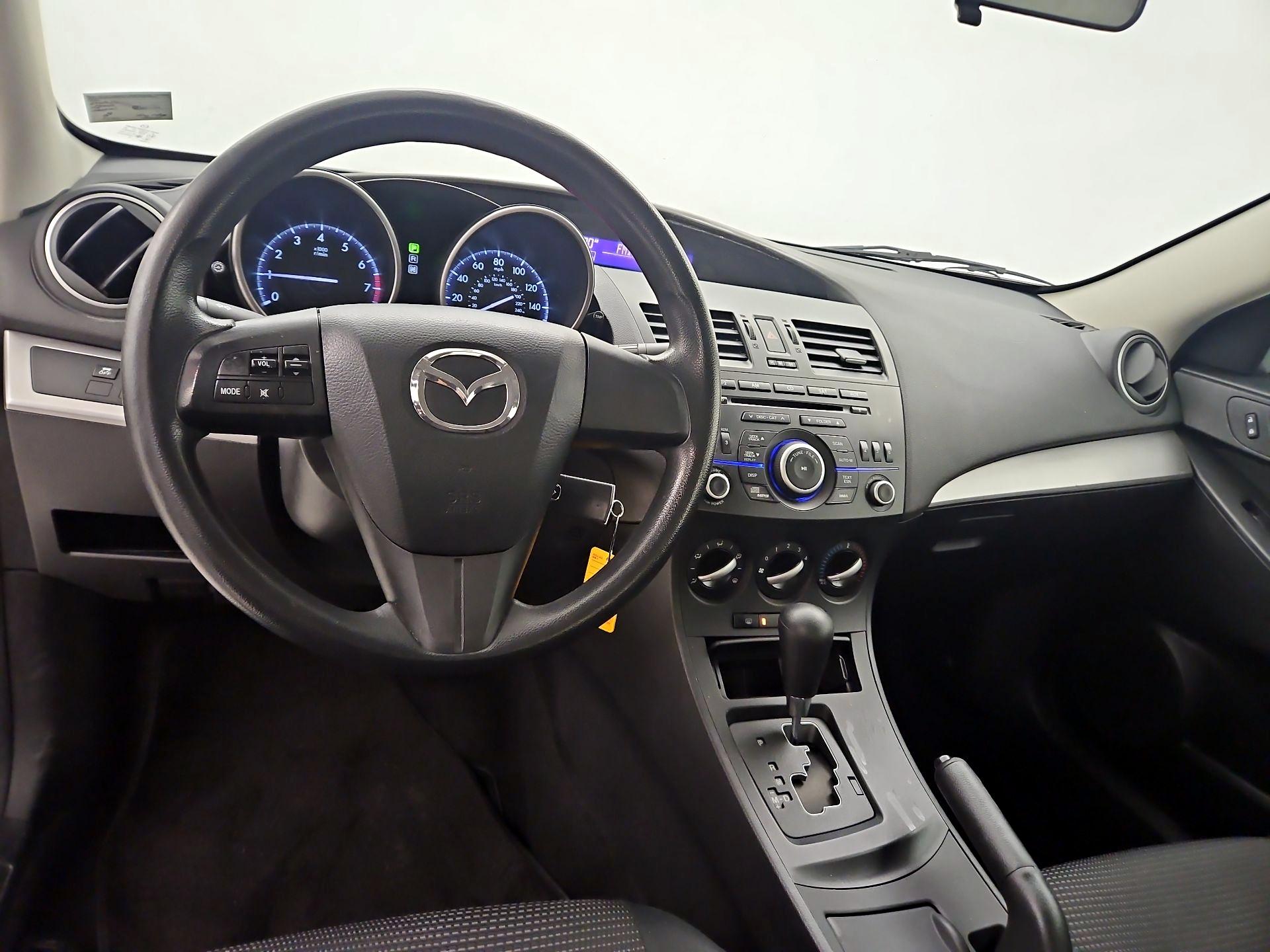 Thumbnail: 2013 Mazda Mazda3 - 9