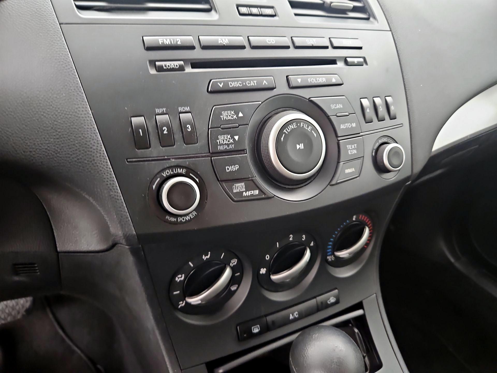 Thumbnail: 2013 Mazda Mazda3 - 15