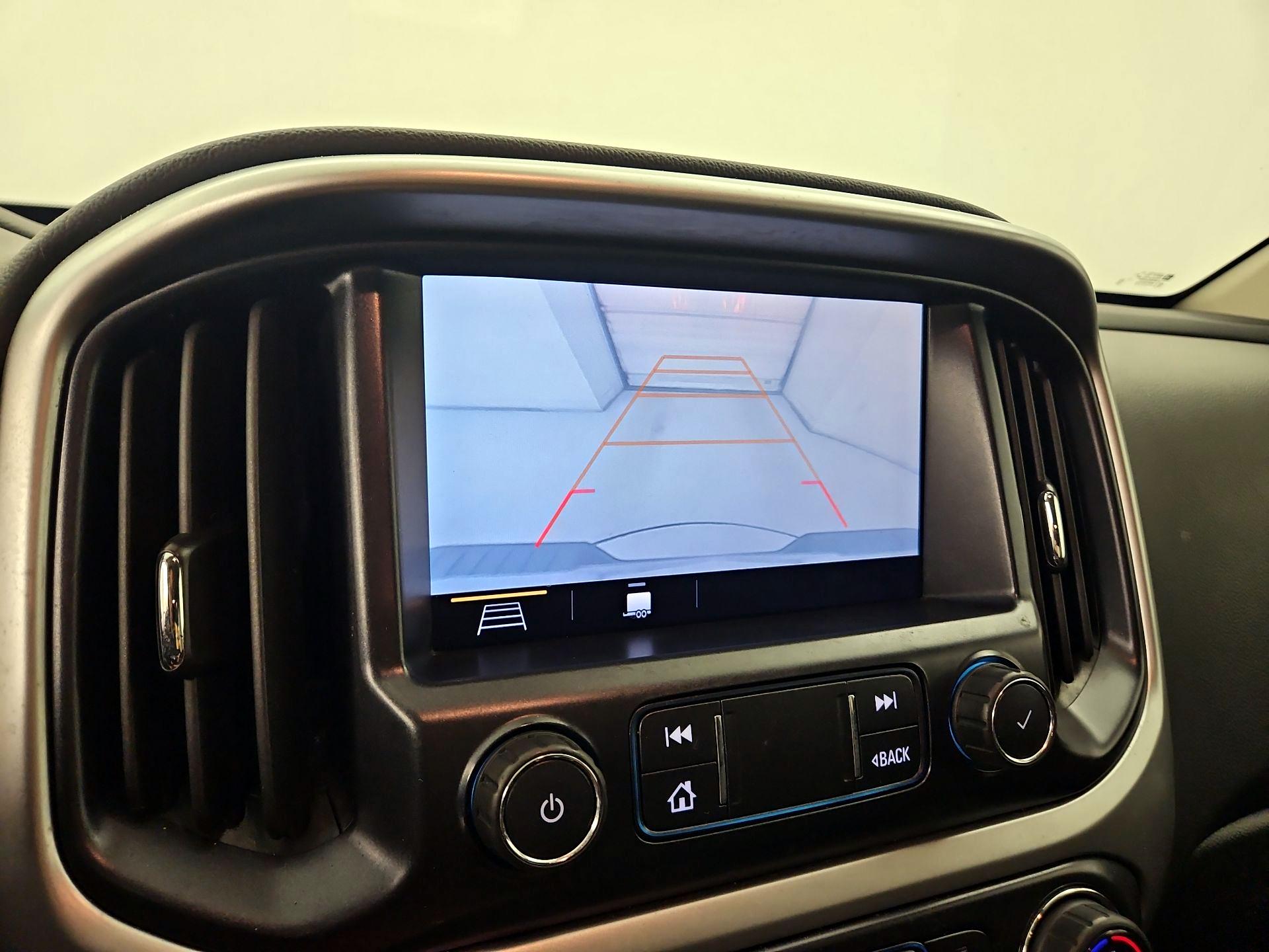 Thumbnail: 2019 Chevrolet Colorado - 14