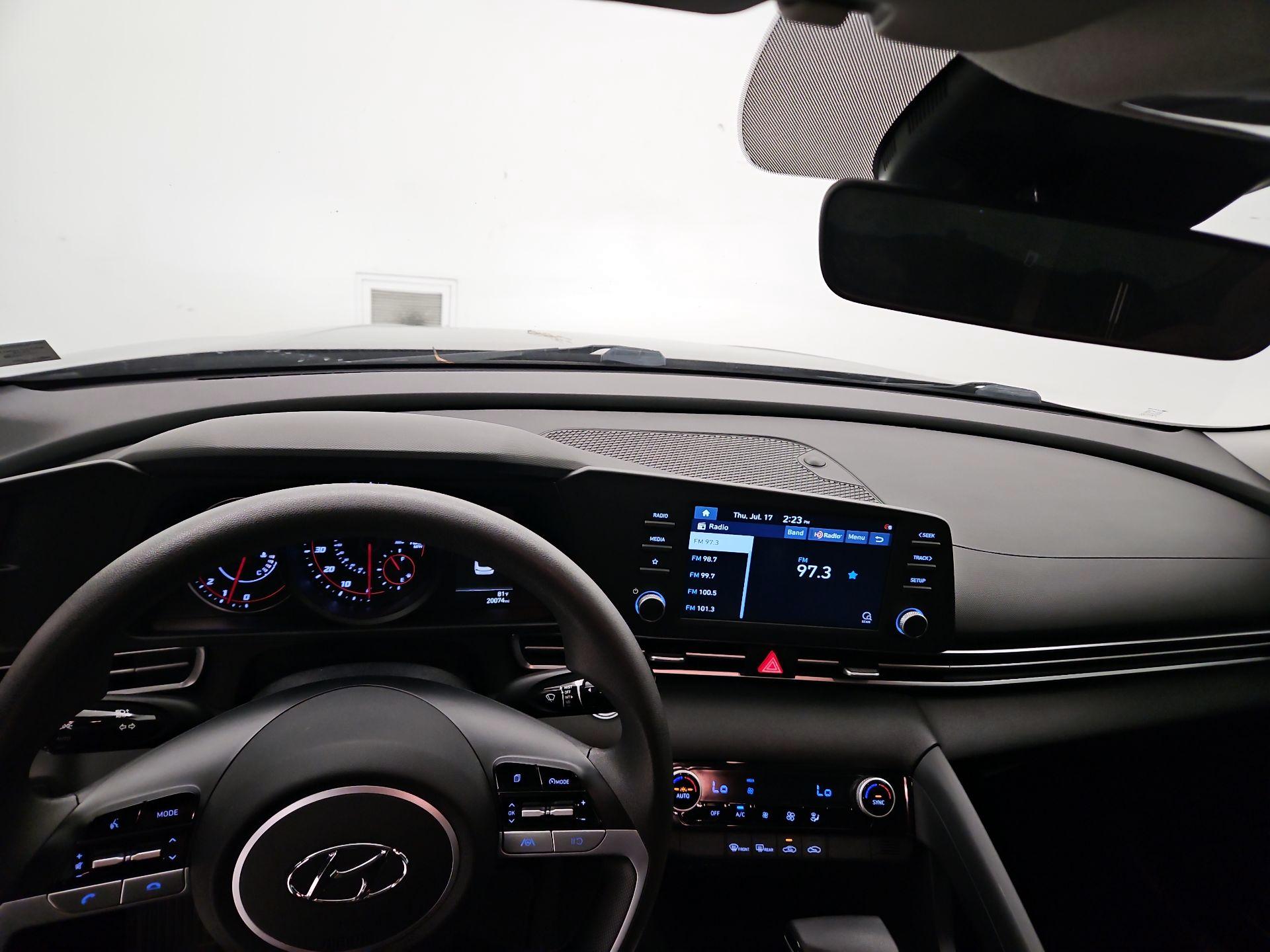 Thumbnail: 2021 Hyundai Elantra - 9