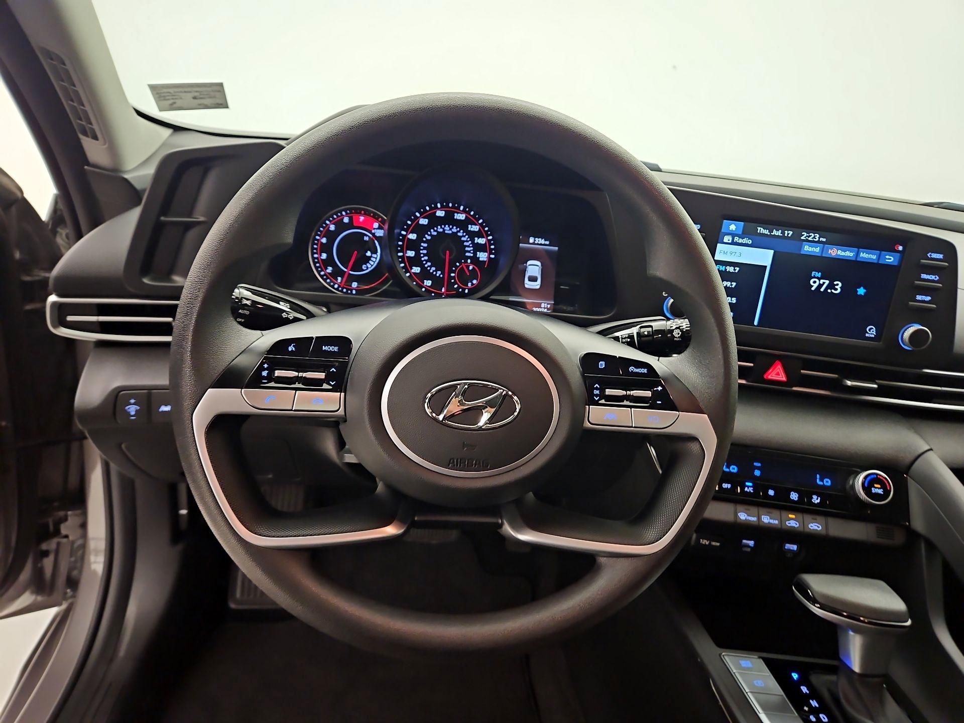 Thumbnail: 2021 Hyundai Elantra - 10
