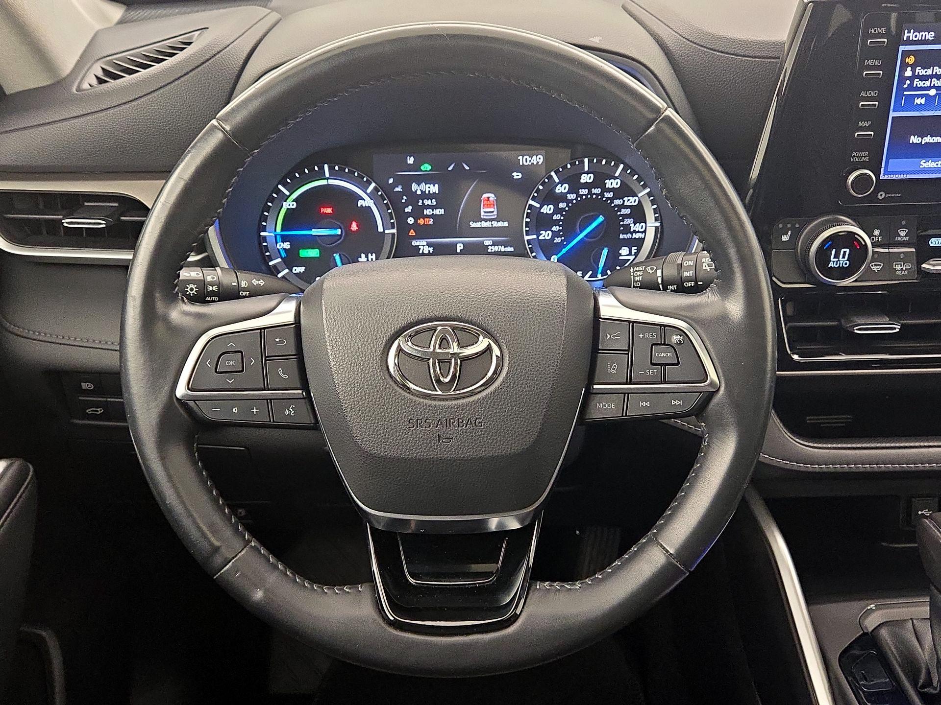 Thumbnail: 2021 Toyota Highlander - 10