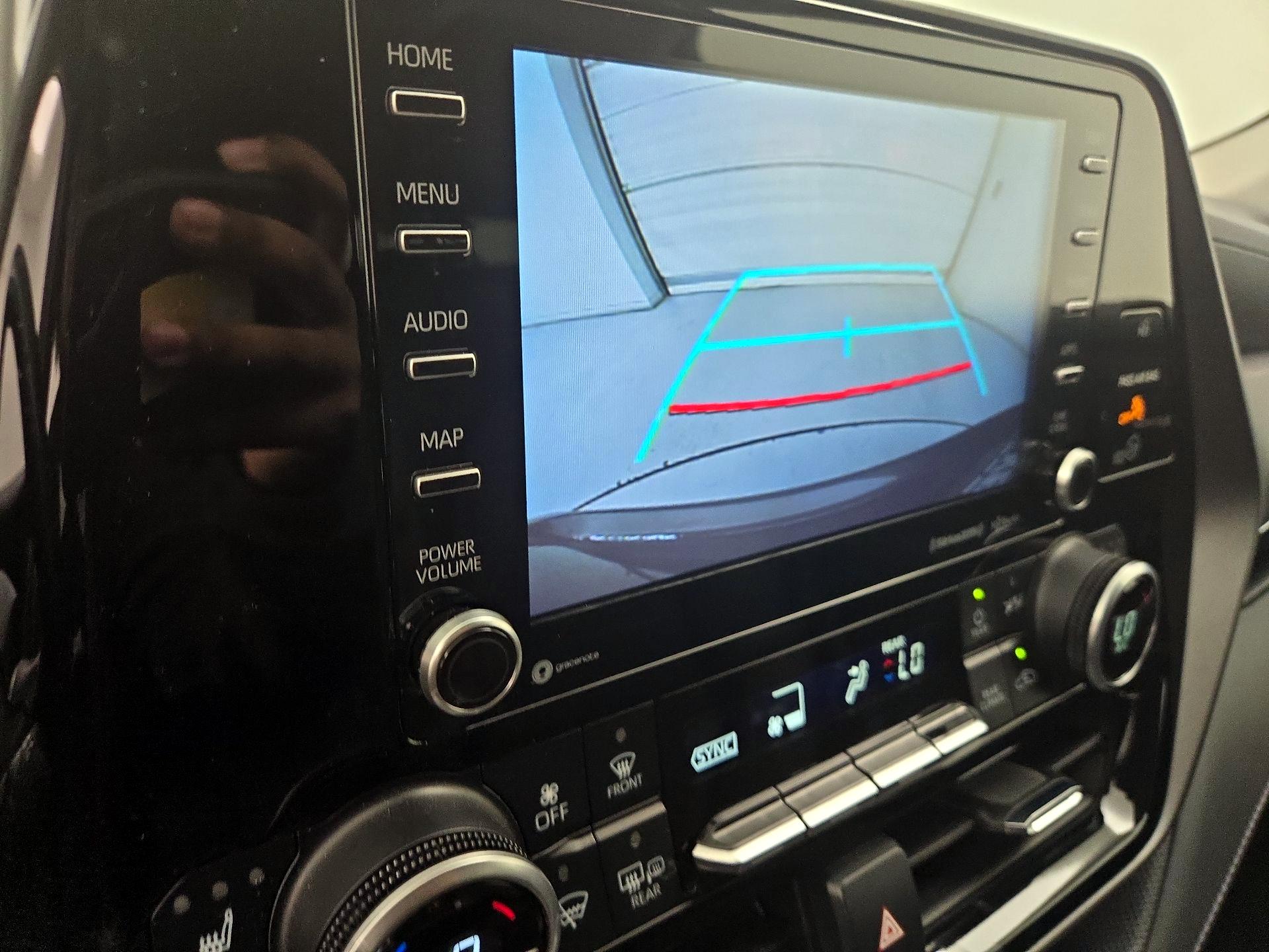 Thumbnail: 2021 Toyota Highlander - 14
