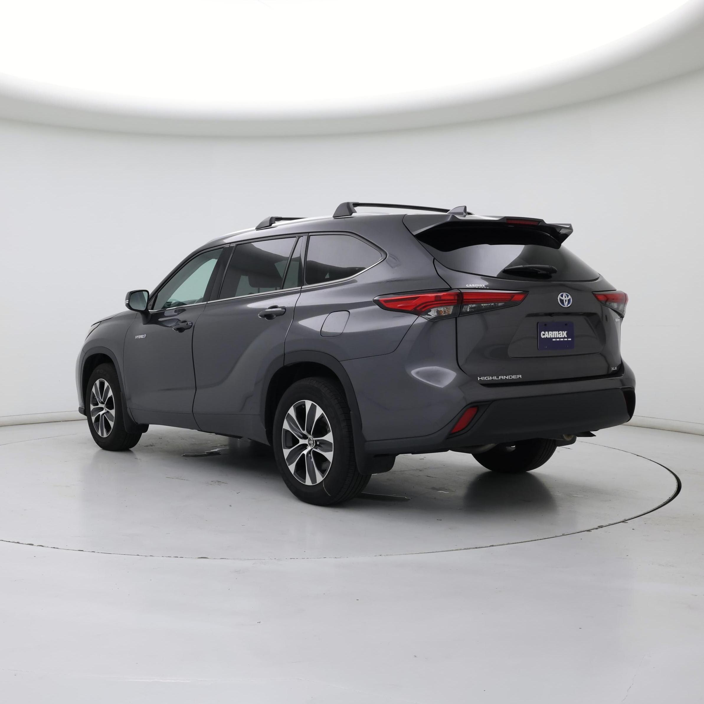 Thumbnail: 2021 Toyota Highlander - 2