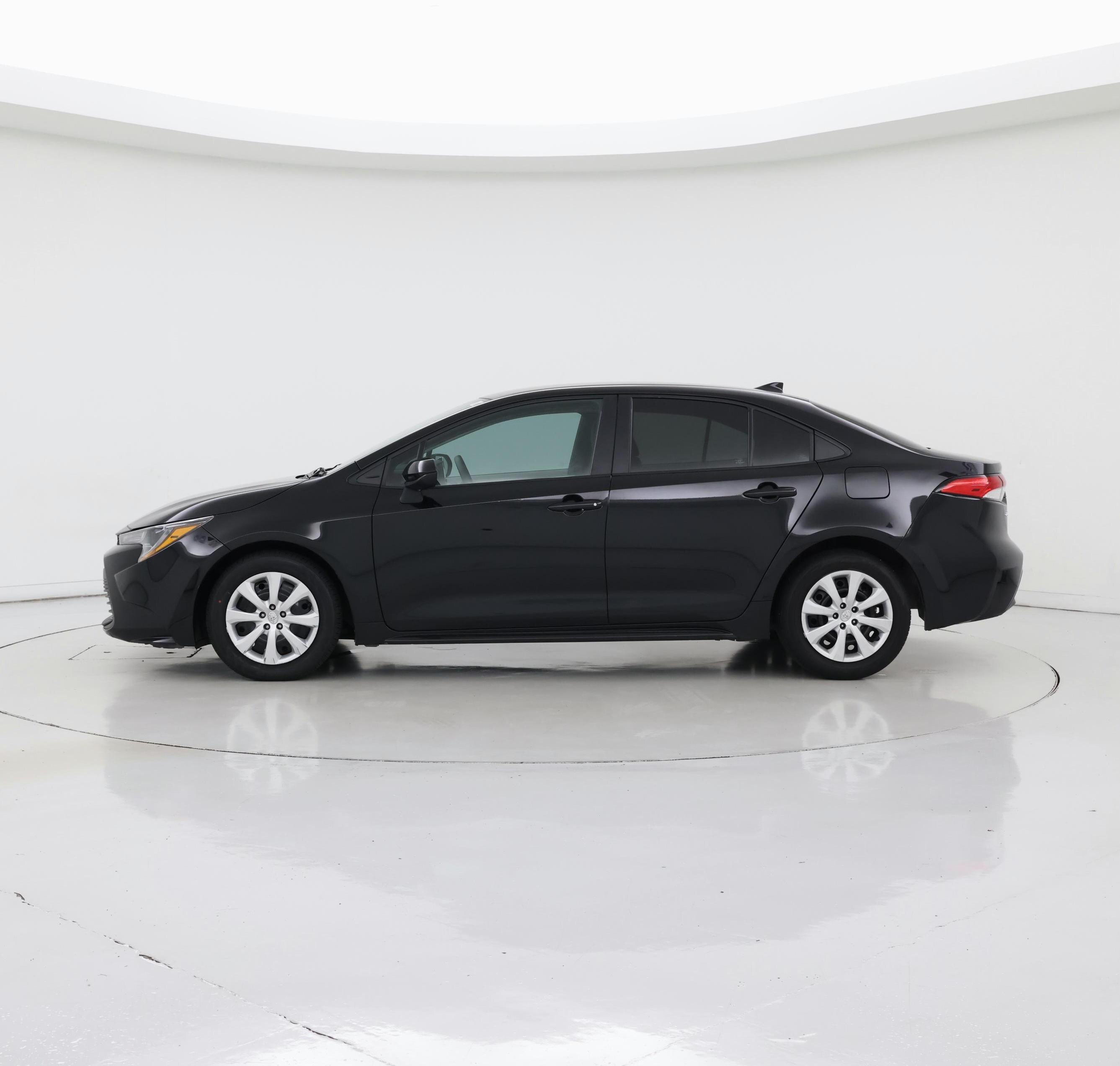 Thumbnail: 2023 Toyota Corolla - 3