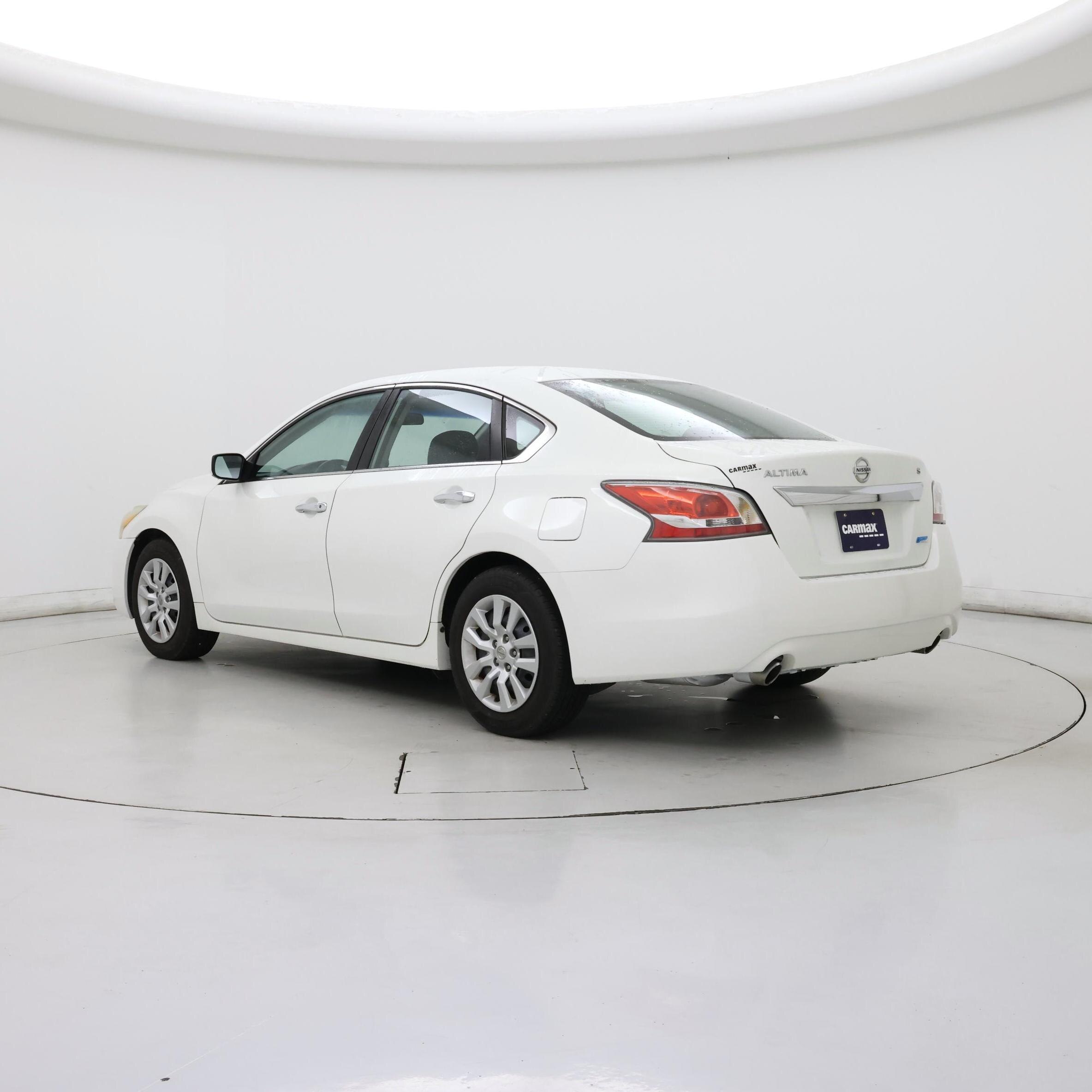 Thumbnail: 2014 Nissan Altima - 2