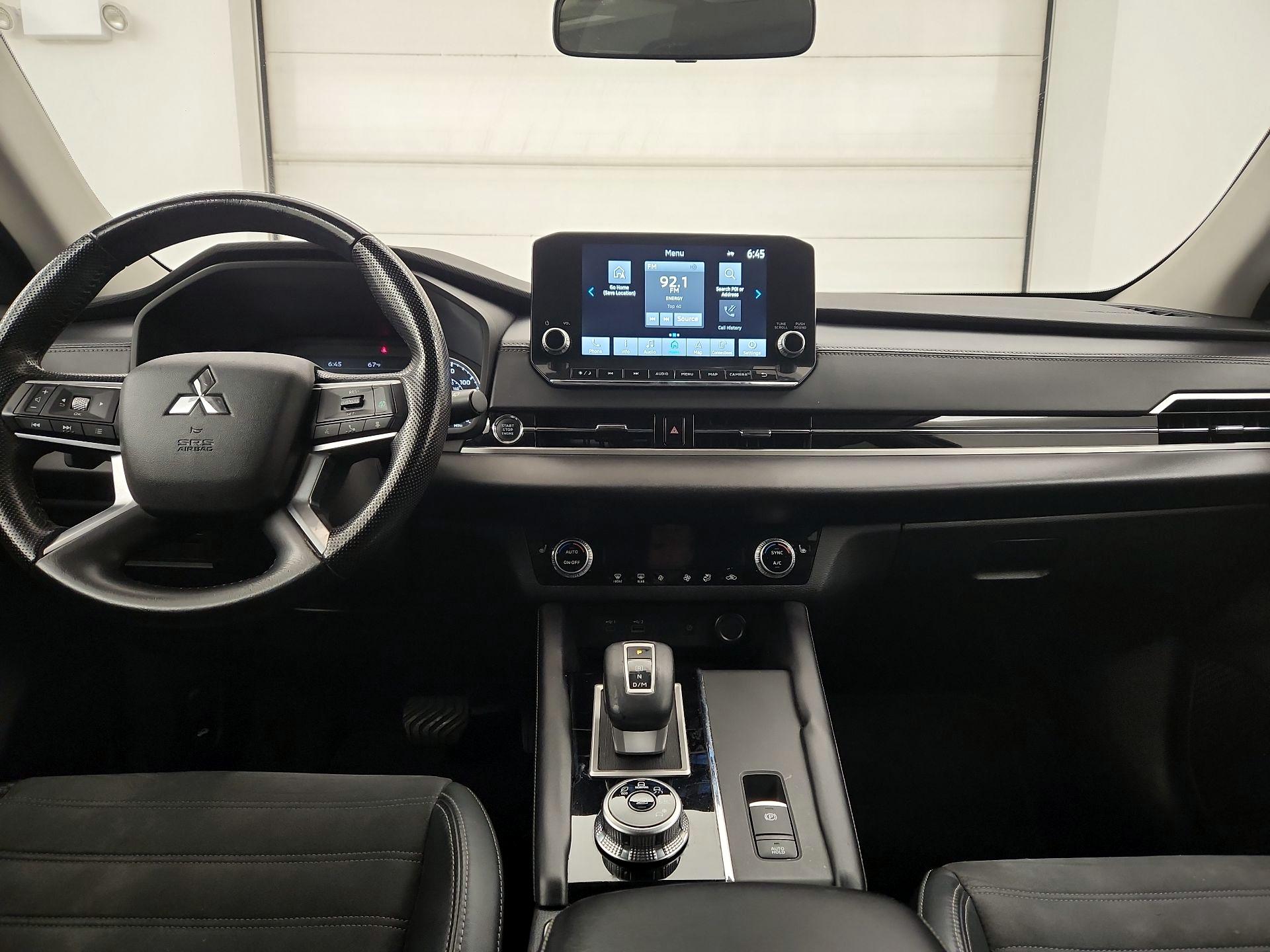 Thumbnail: 2022 Mitsubishi Outlander - 9