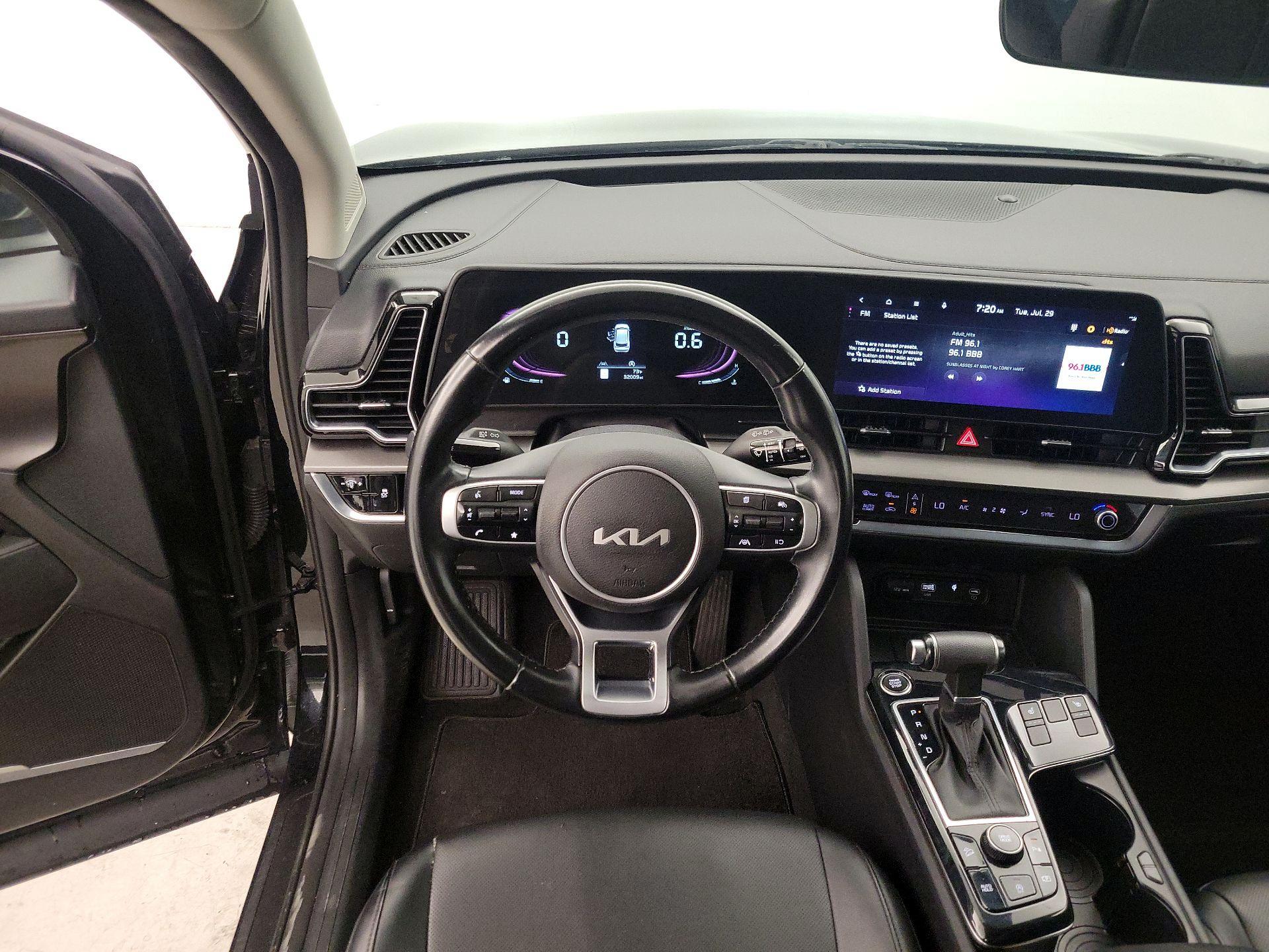 Thumbnail: 2023 Kia Sportage - 10
