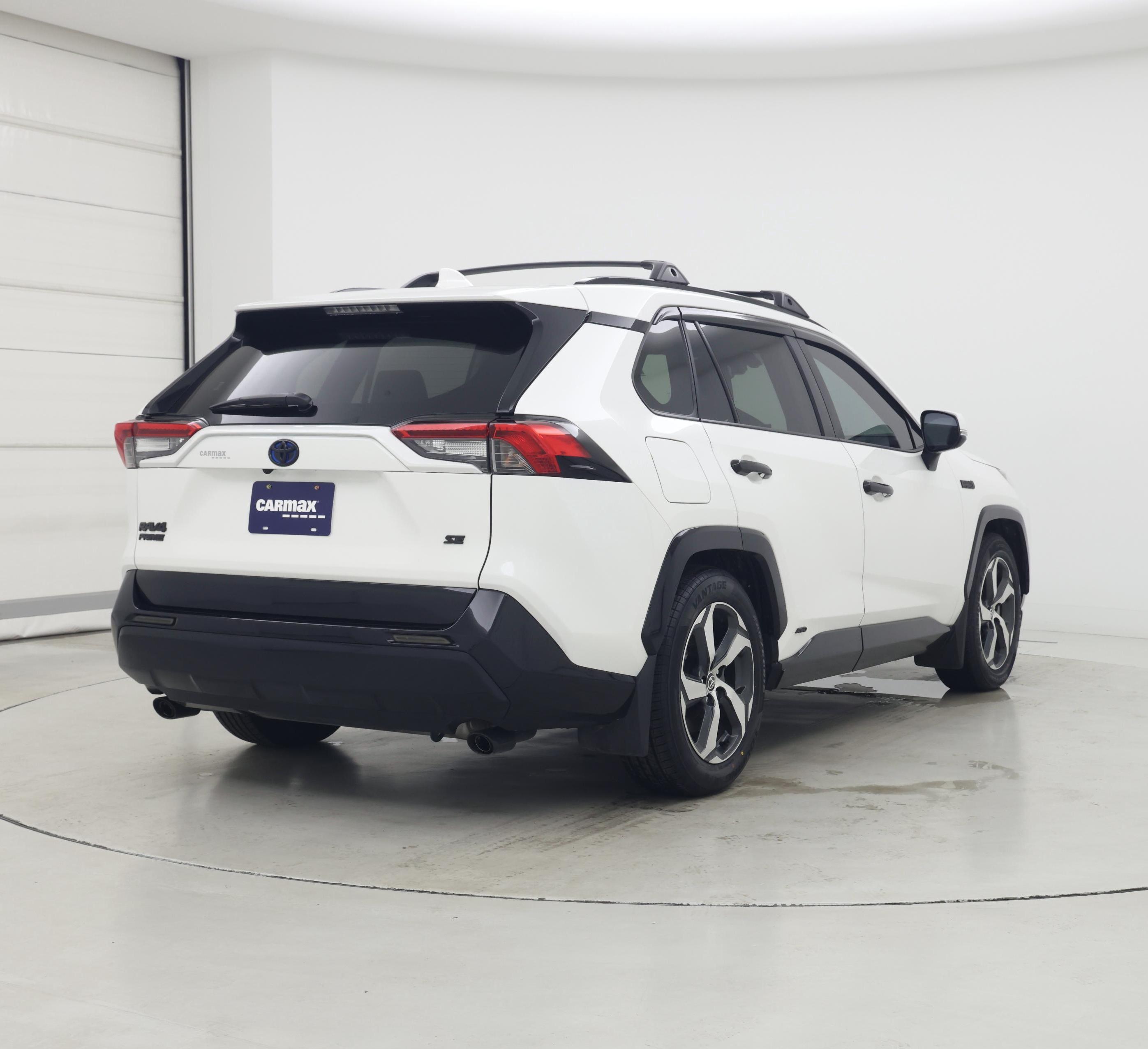 Thumbnail: 2022 Toyota RAV4 - 8