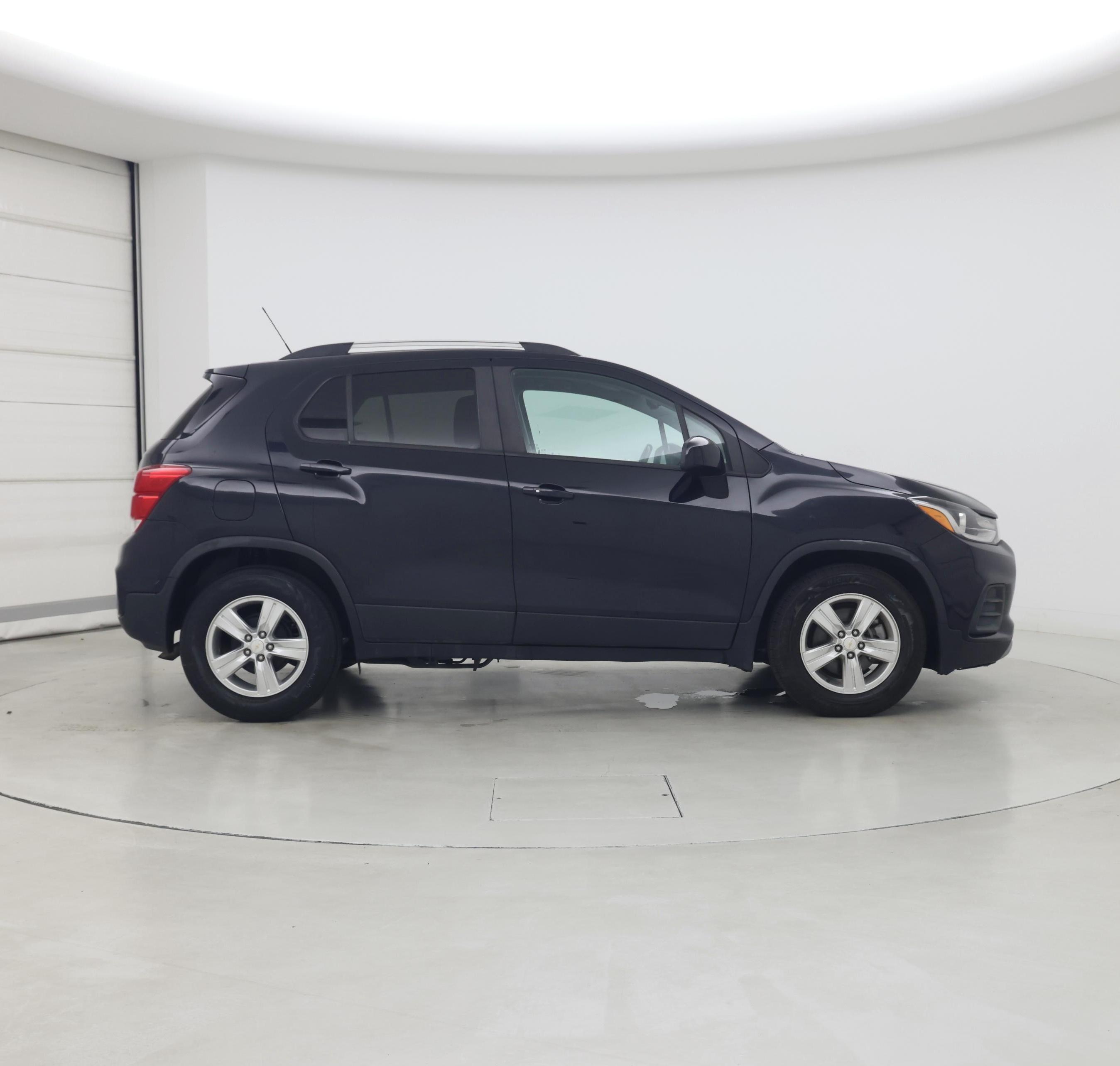 Thumbnail: 2021 Chevrolet Trax - 7