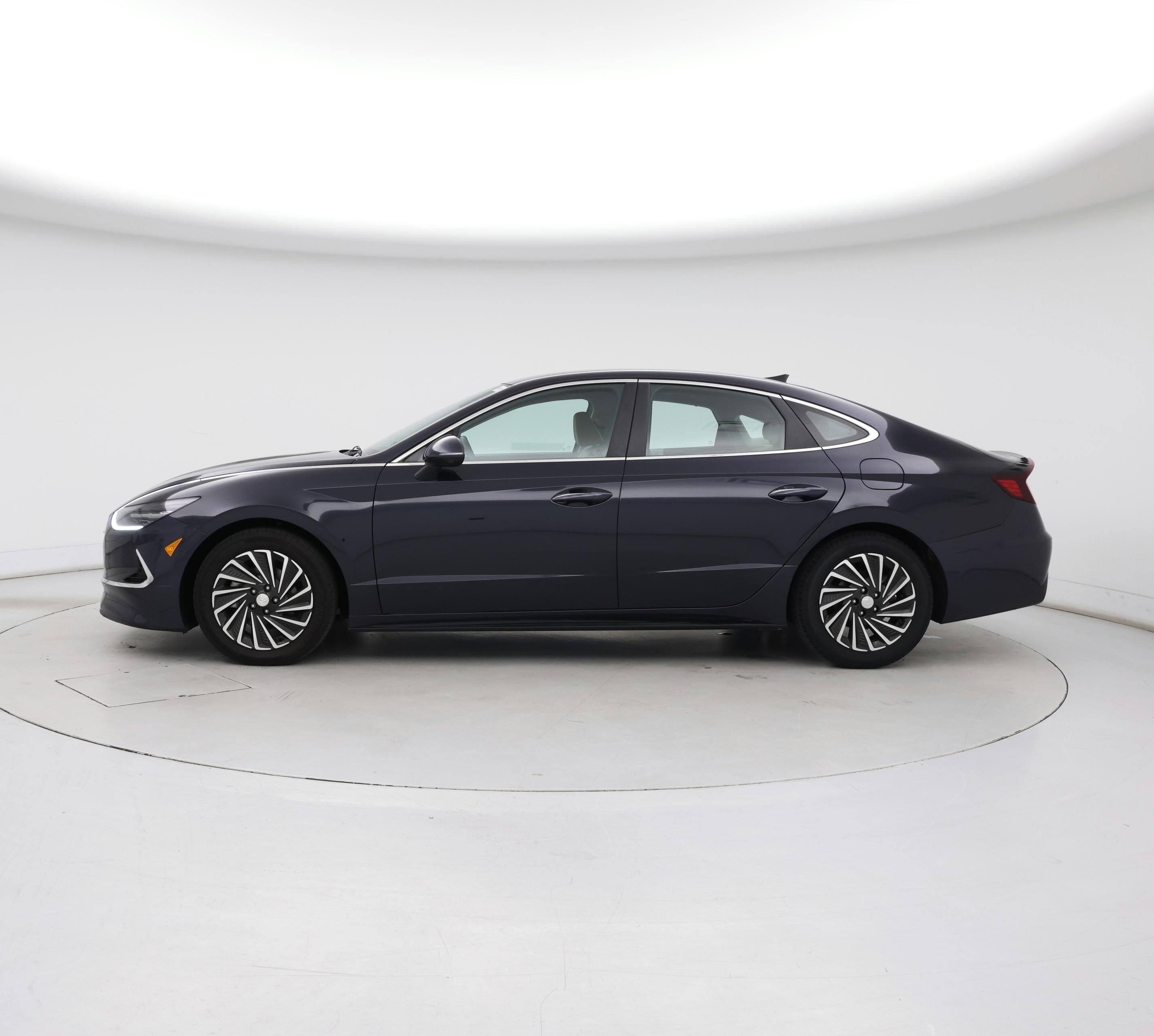 Thumbnail: 2021 Hyundai Sonata - 3