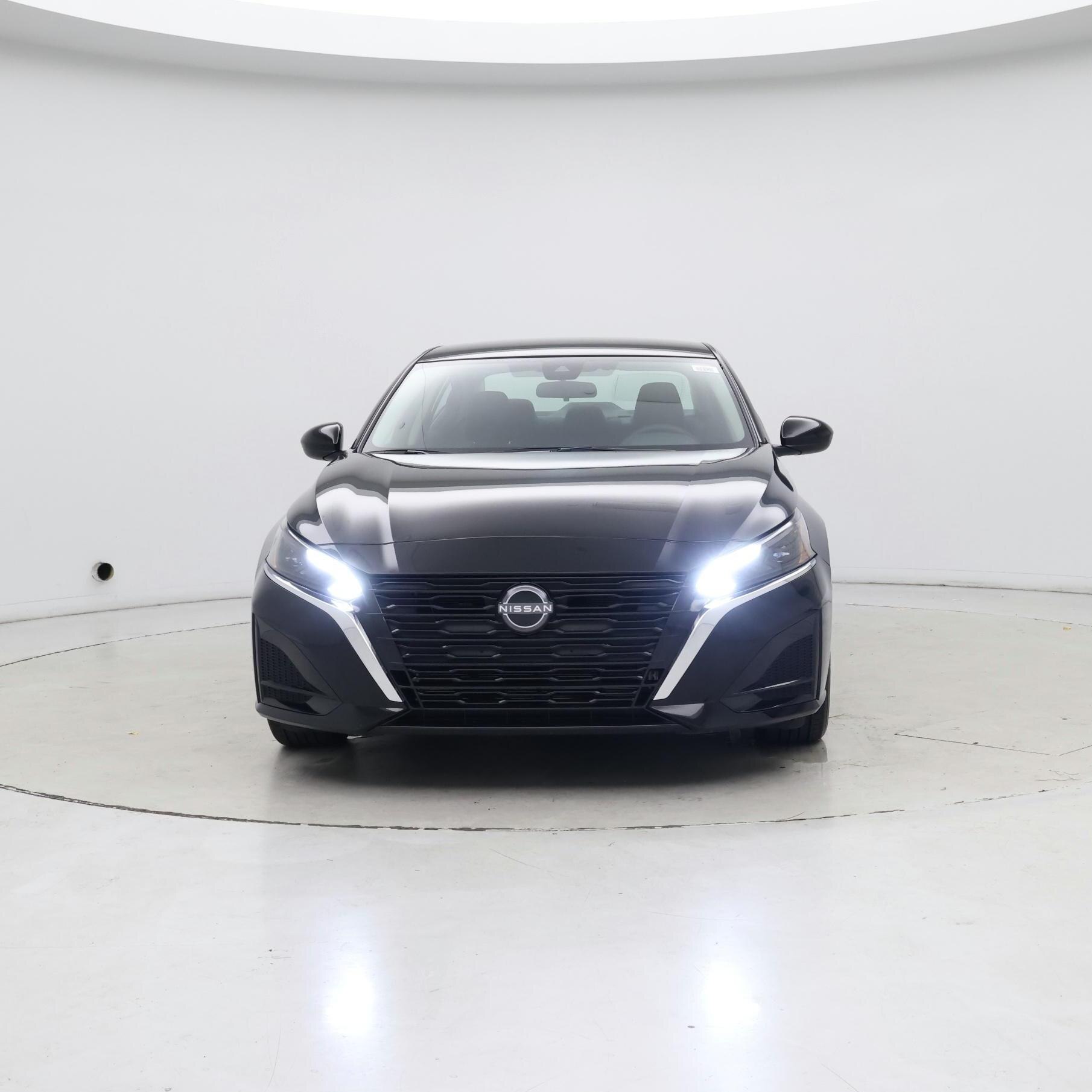 Thumbnail: 2023 Nissan Altima - 5