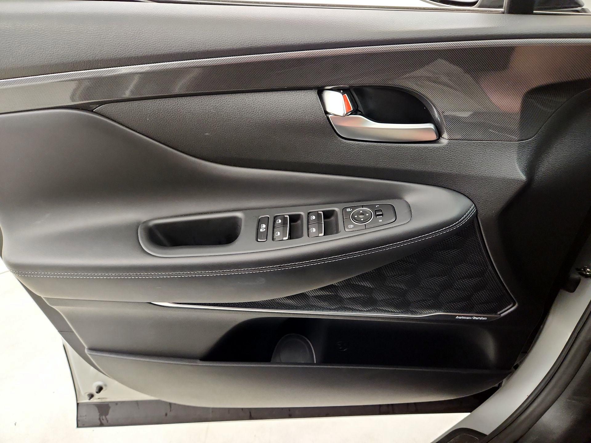 Thumbnail: 2022 Hyundai Santa Fe - 12