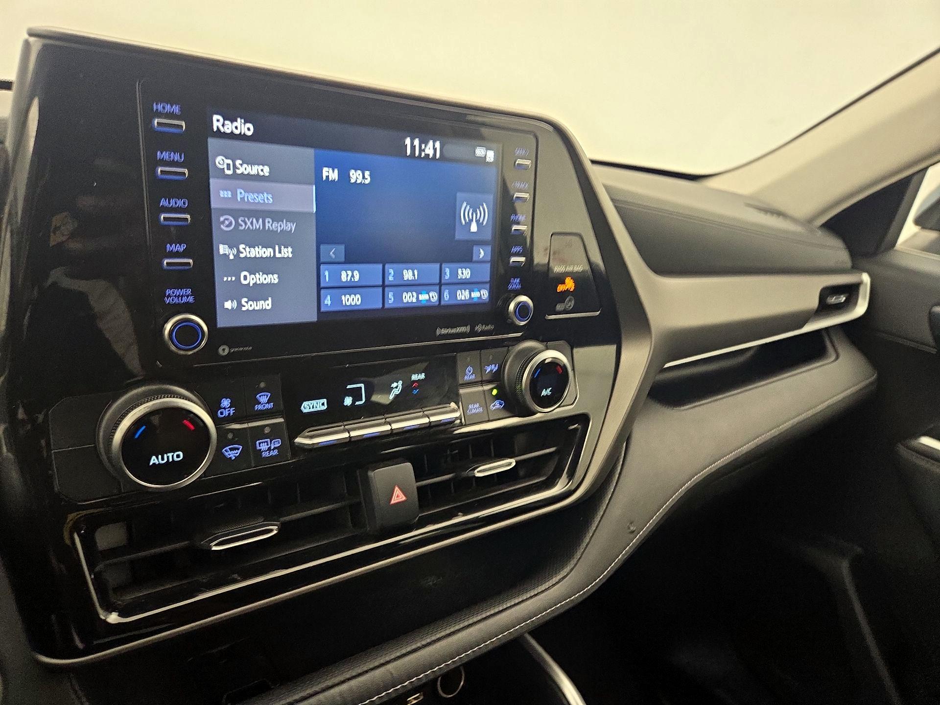 Thumbnail: 2020 Toyota Highlander - 15