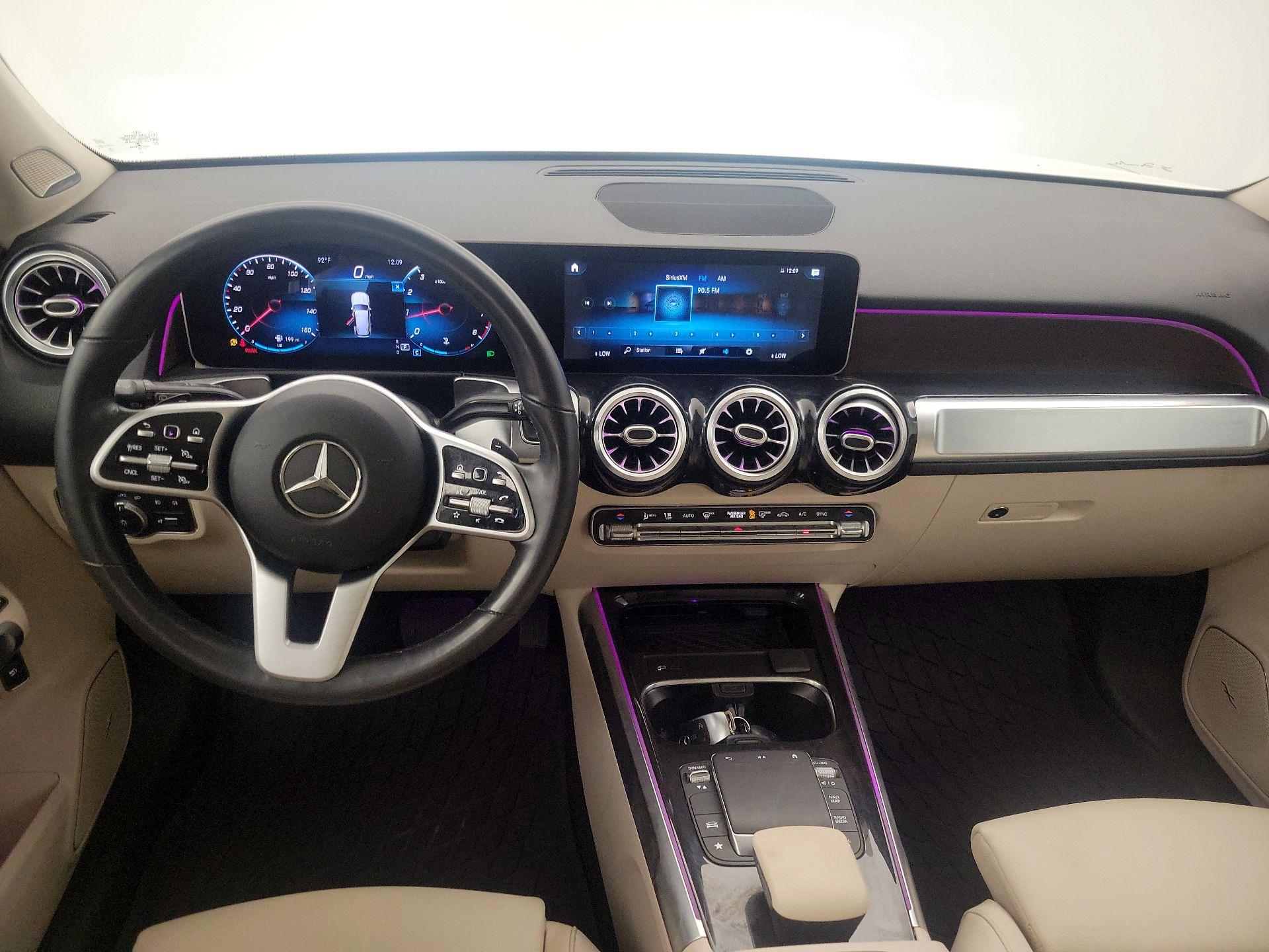 Thumbnail: 2021 Mercedes-Benz GLB - 9