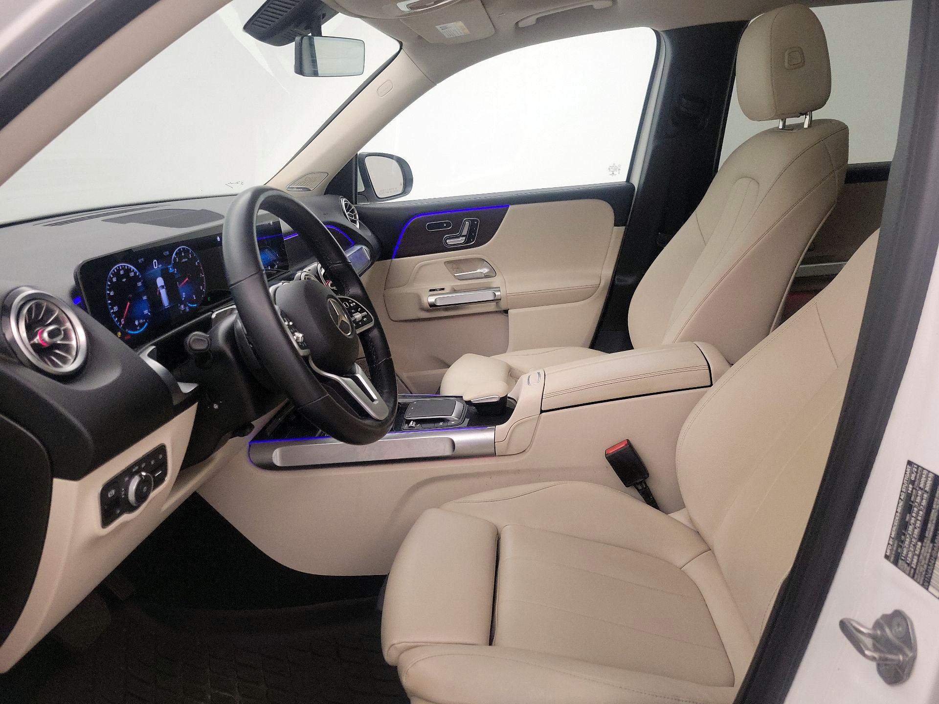 Thumbnail: 2021 Mercedes-Benz GLB - 11