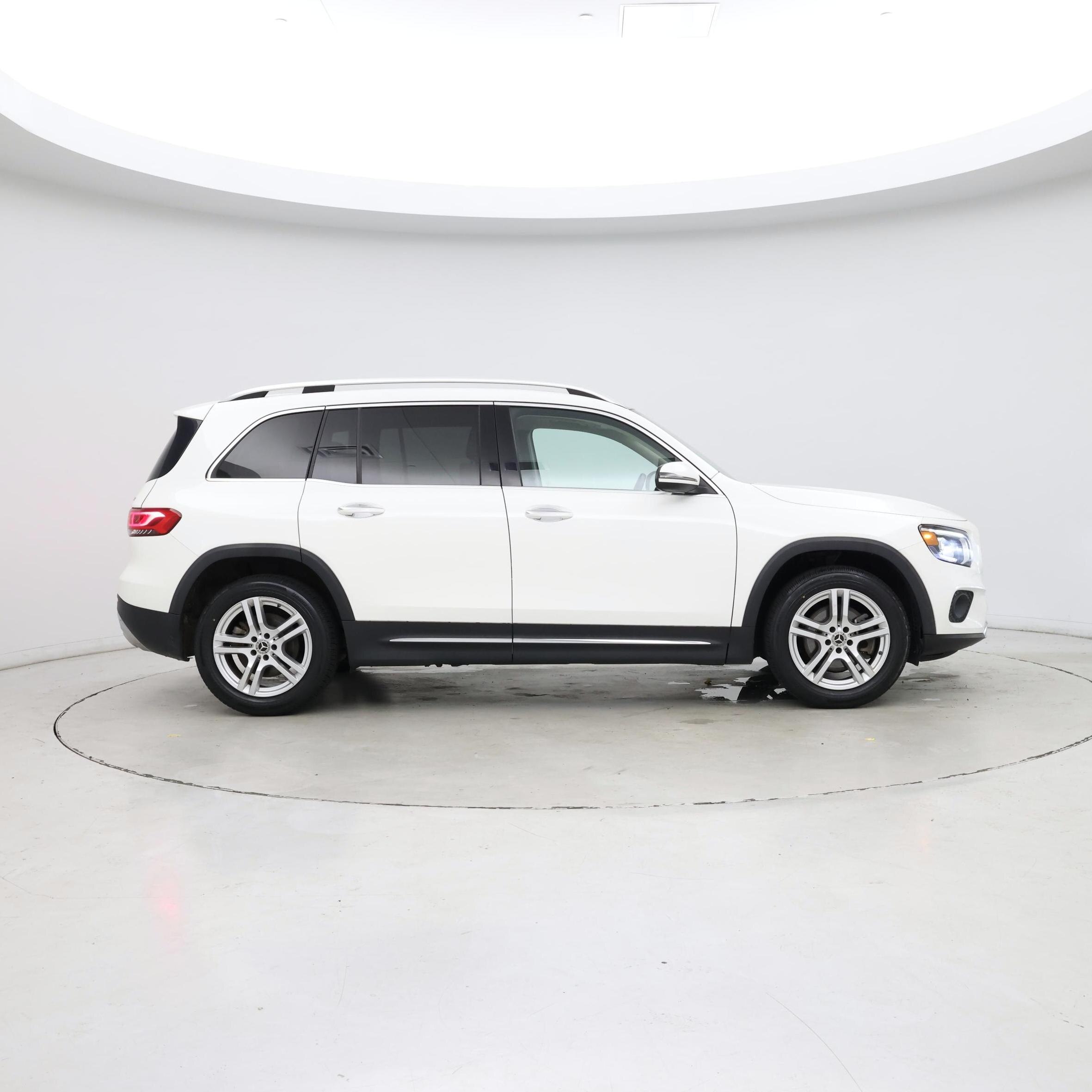 Thumbnail: 2021 Mercedes-Benz GLB - 7