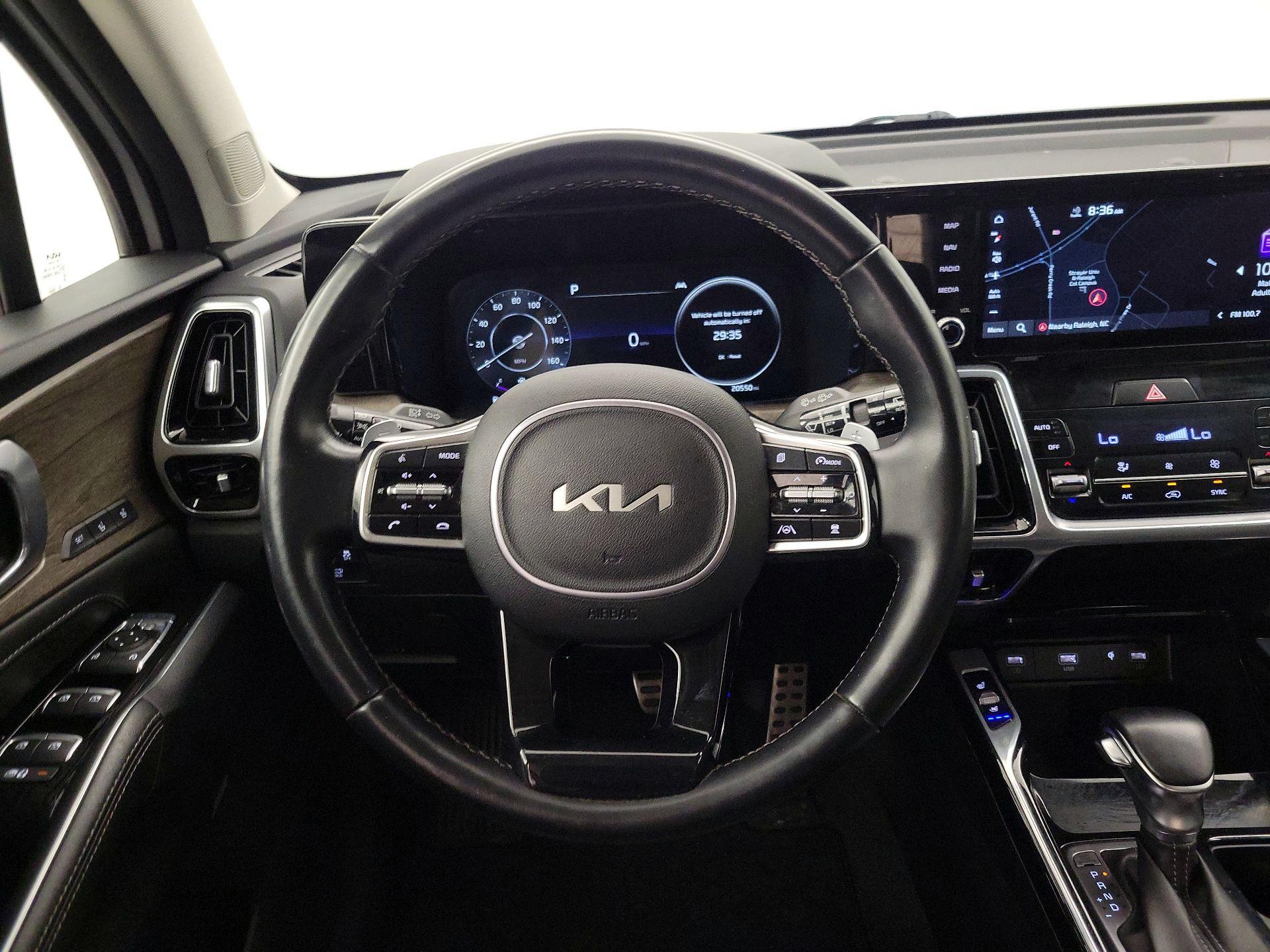 Thumbnail: 2022 Kia Sorento - 10