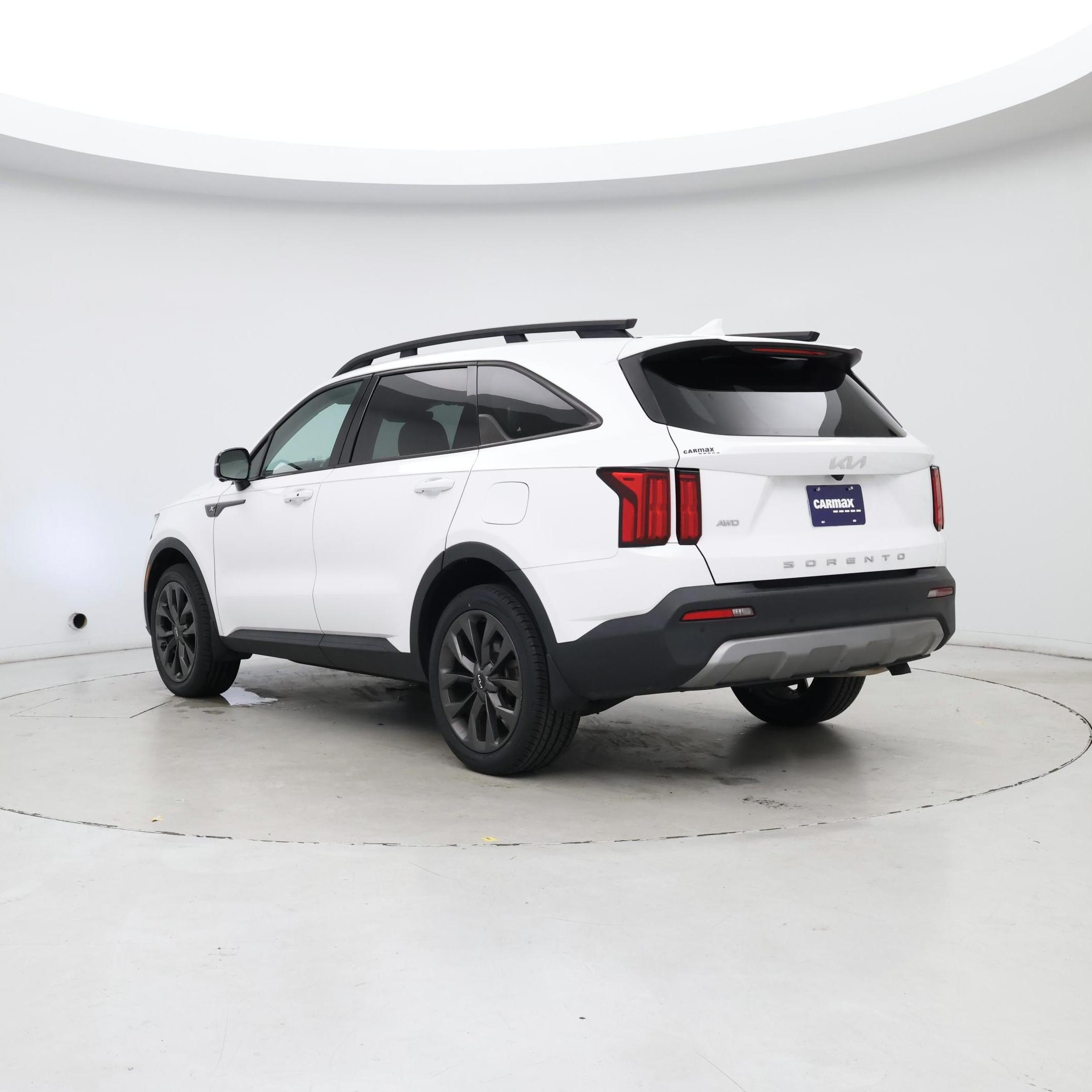 Thumbnail: 2022 Kia Sorento - 2