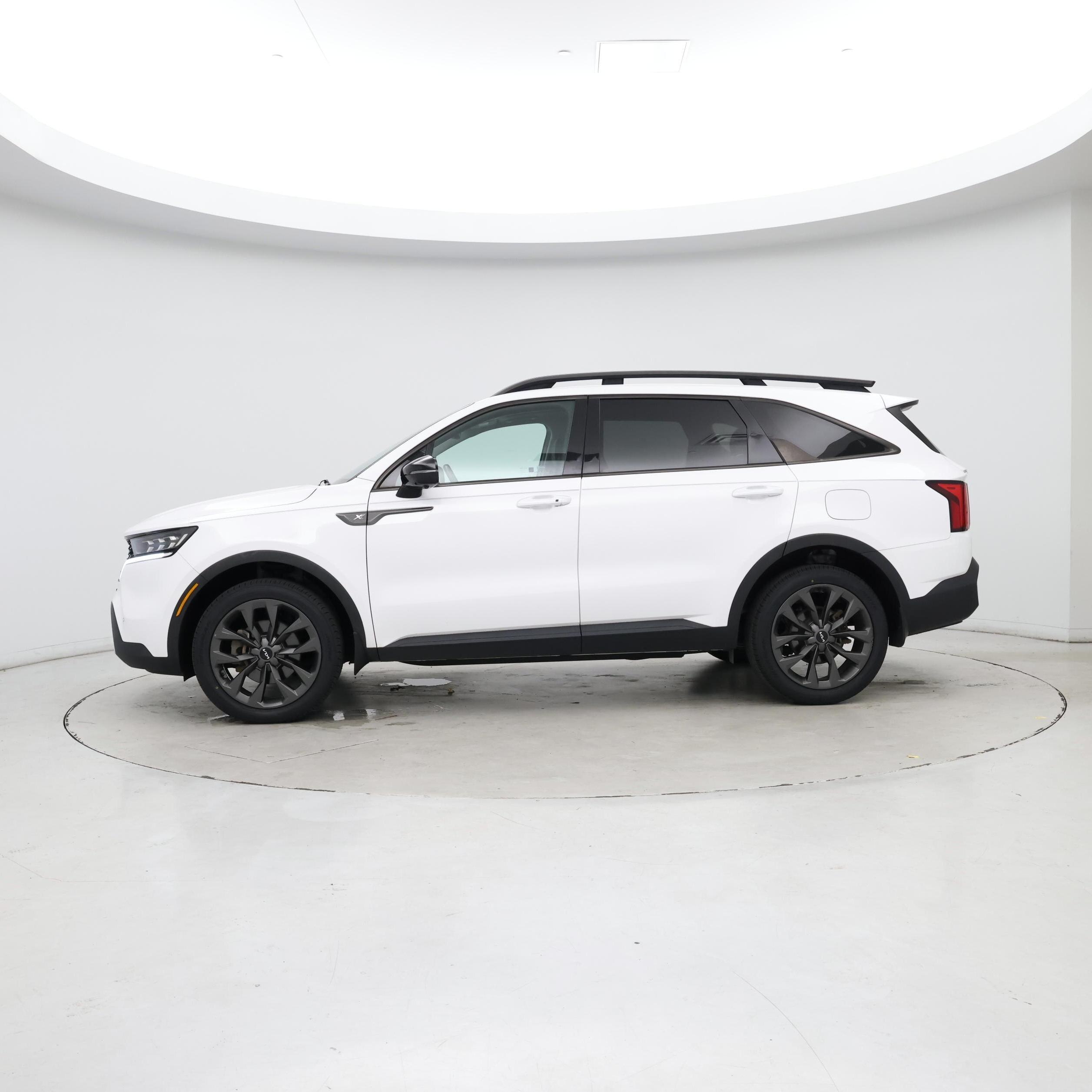Thumbnail: 2022 Kia Sorento - 3