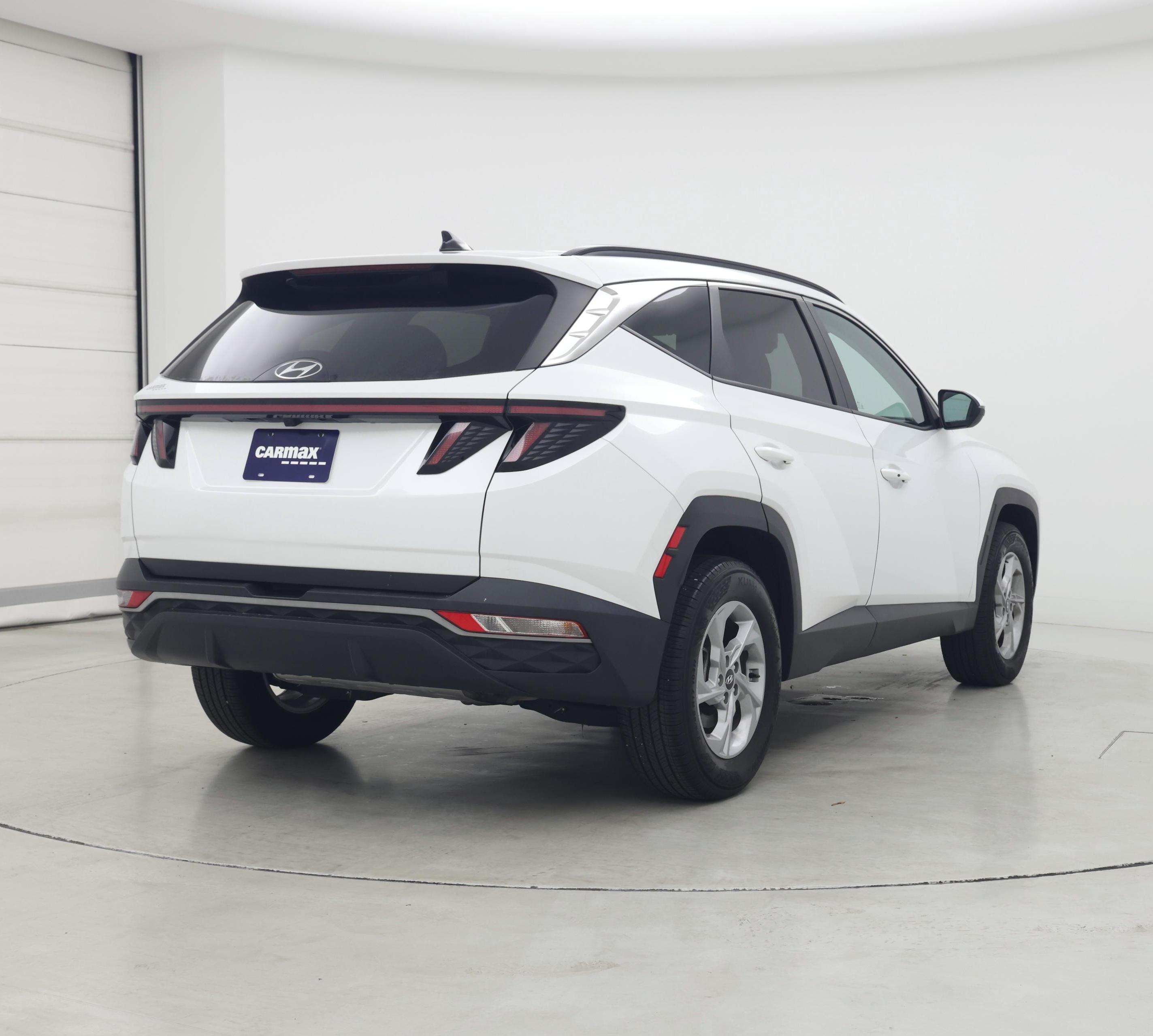 Thumbnail: 2022 Hyundai Tucson - 8