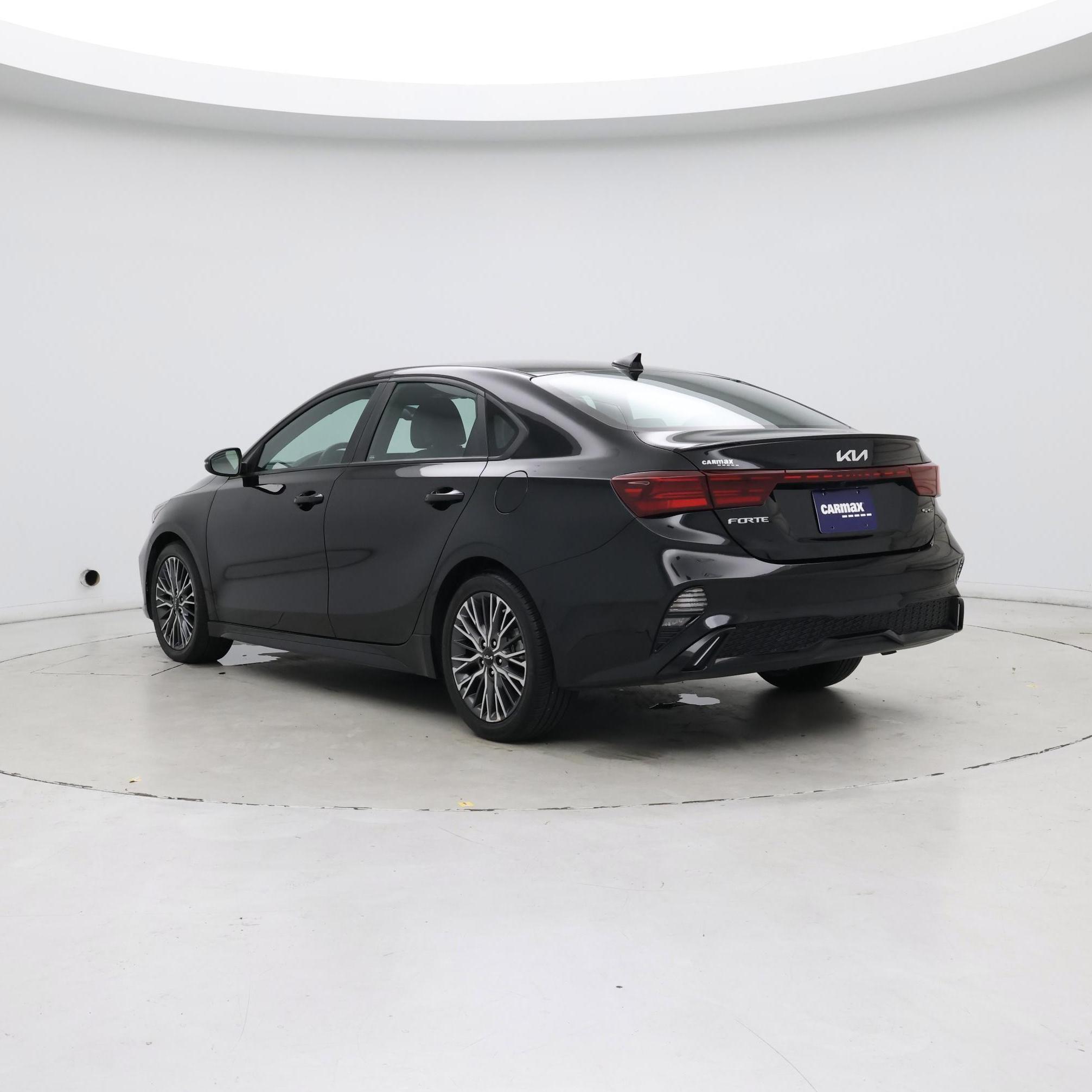 Thumbnail: 2022 Kia Forte - 2