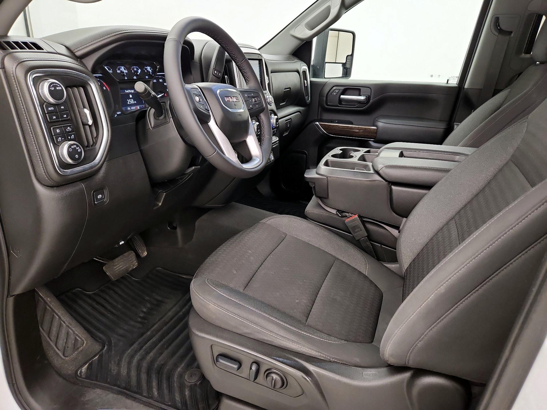 Thumbnail: 2022 GMC Sierra 2500 - 11