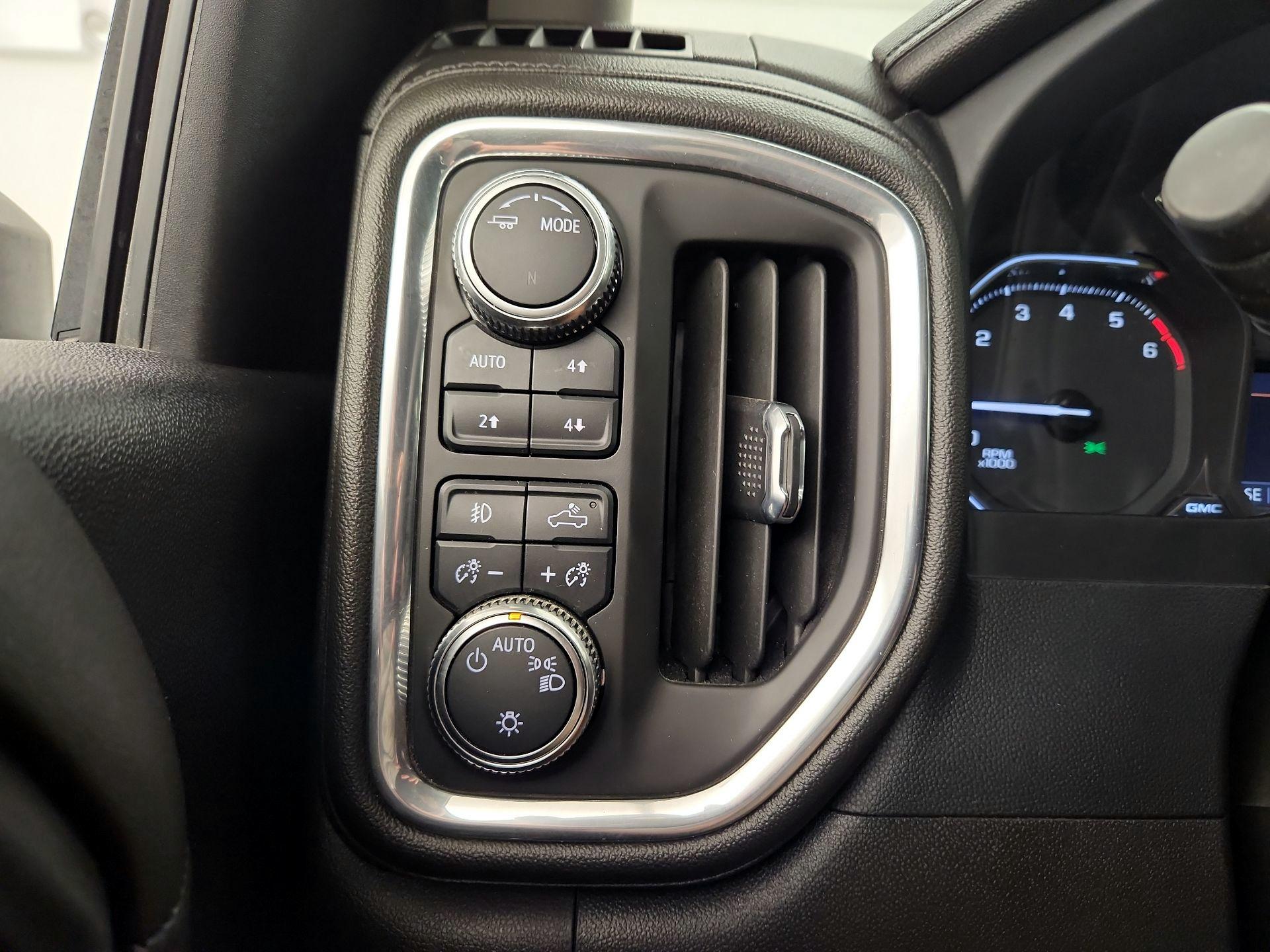 Thumbnail: 2022 GMC Sierra 2500 - 13