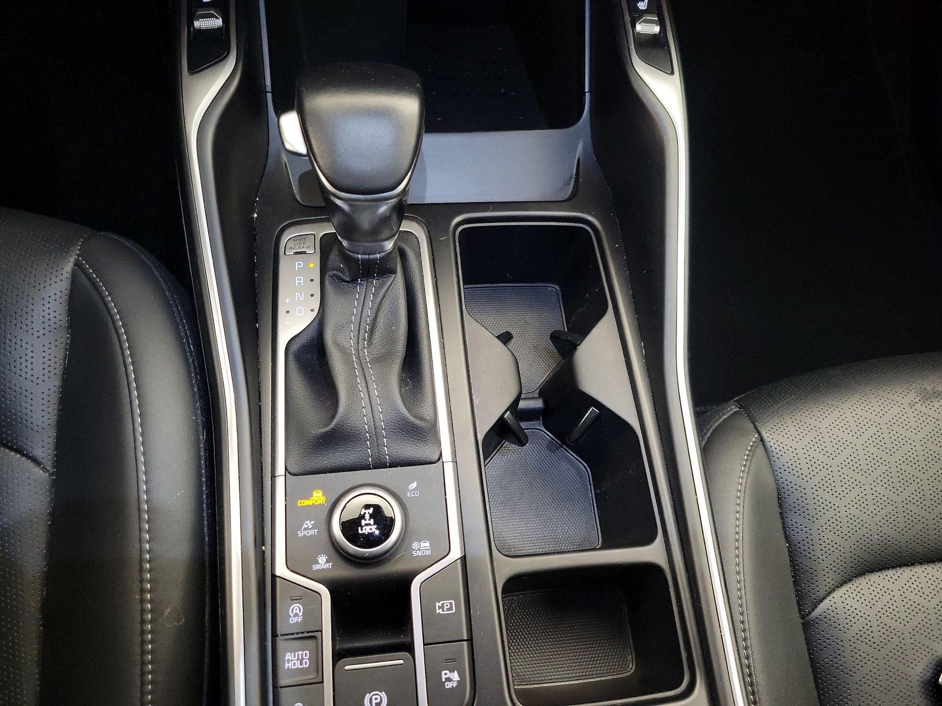 Thumbnail: 2022 Kia Sorento - 18