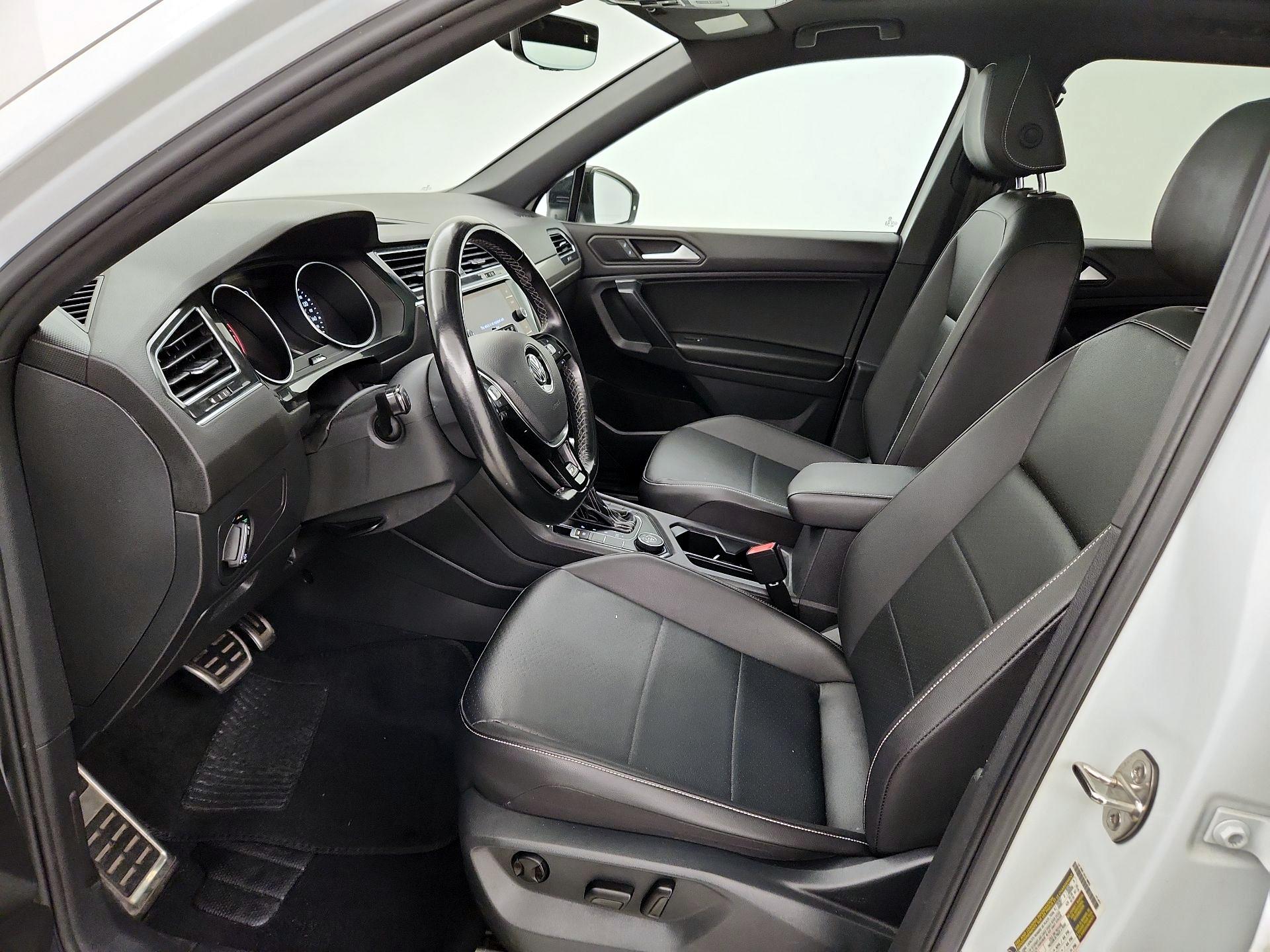 Thumbnail: 2021 Volkswagen Tiguan - 11