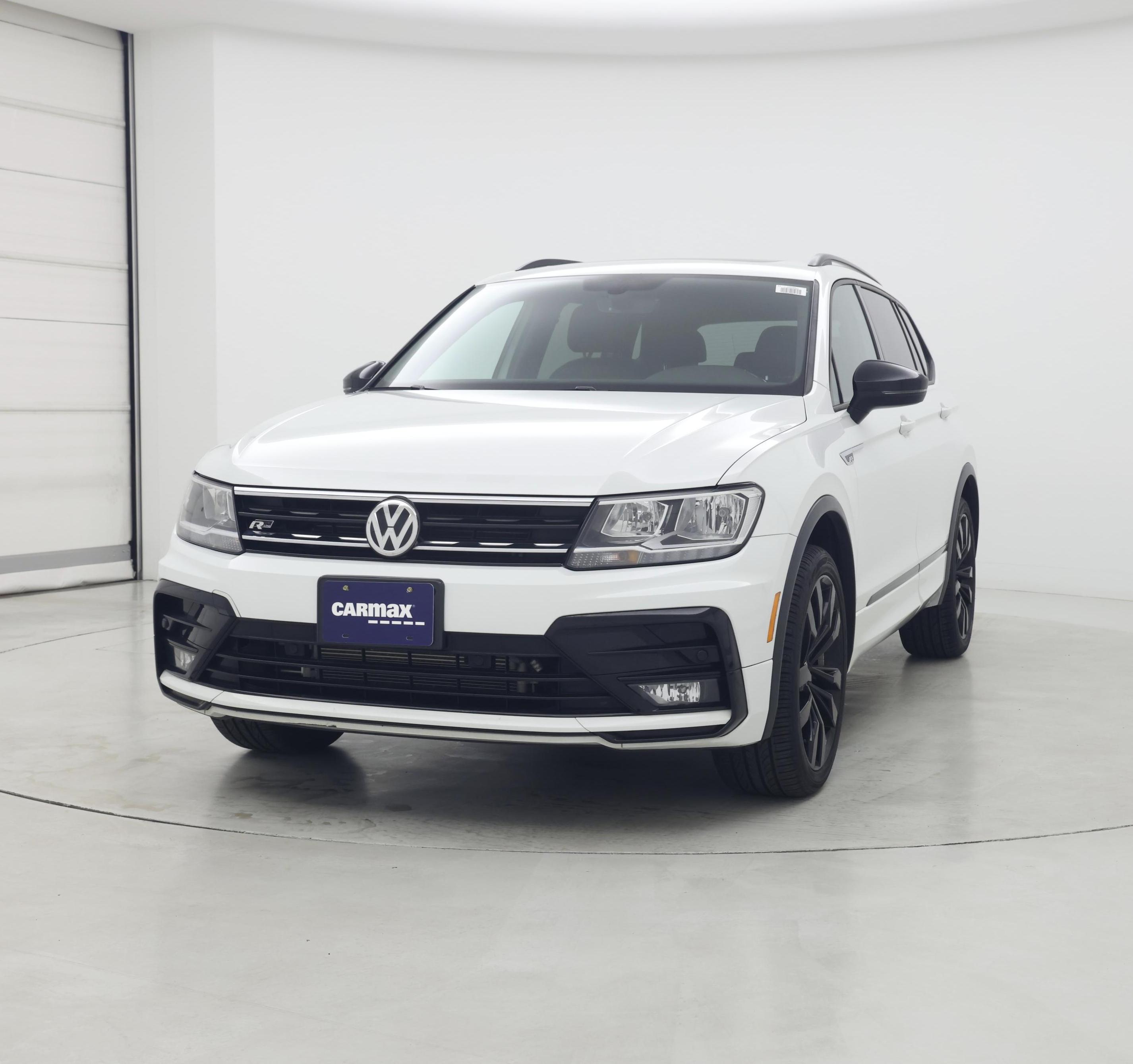 Thumbnail: 2021 Volkswagen Tiguan - 4