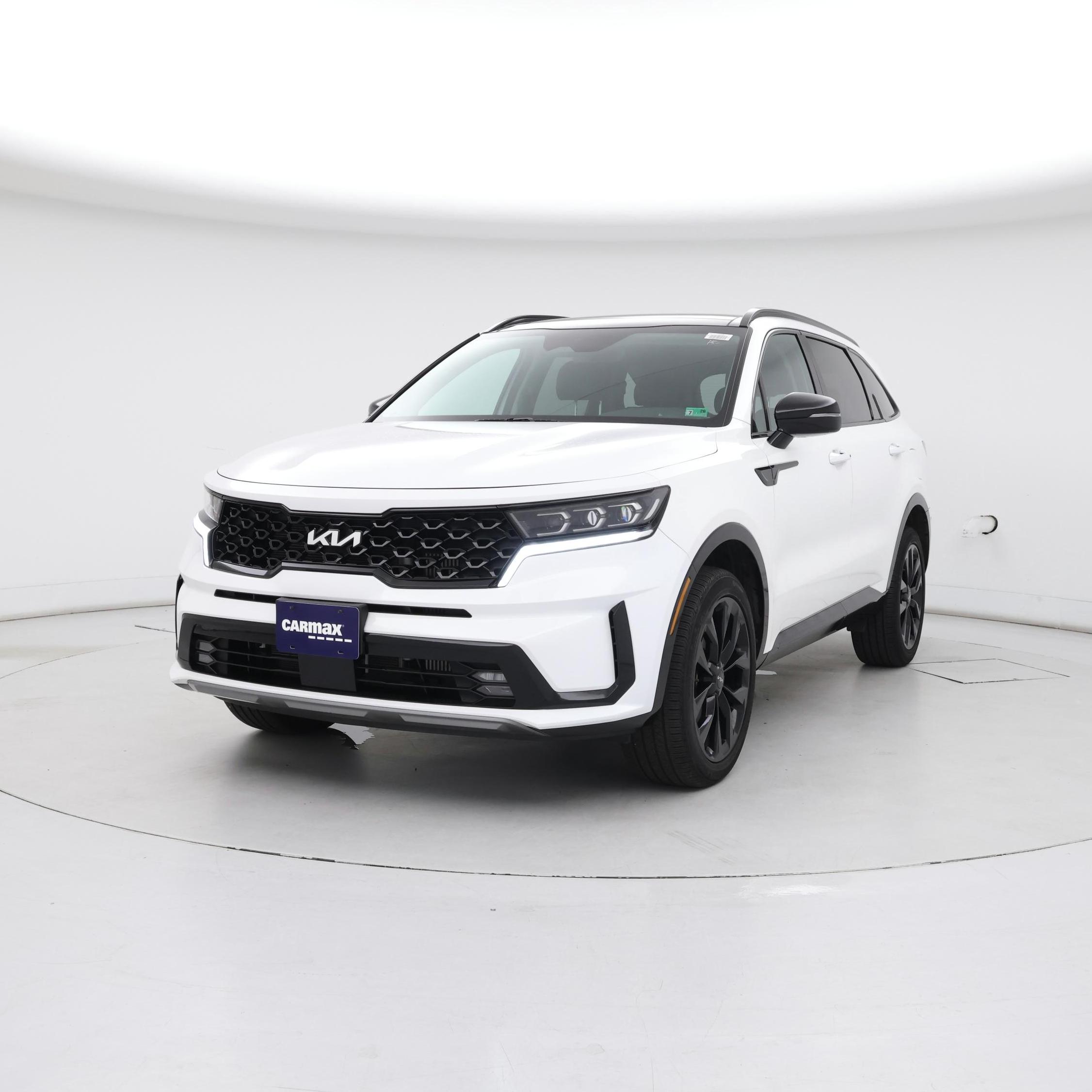 Thumbnail: 2023 Kia Sorento - 4