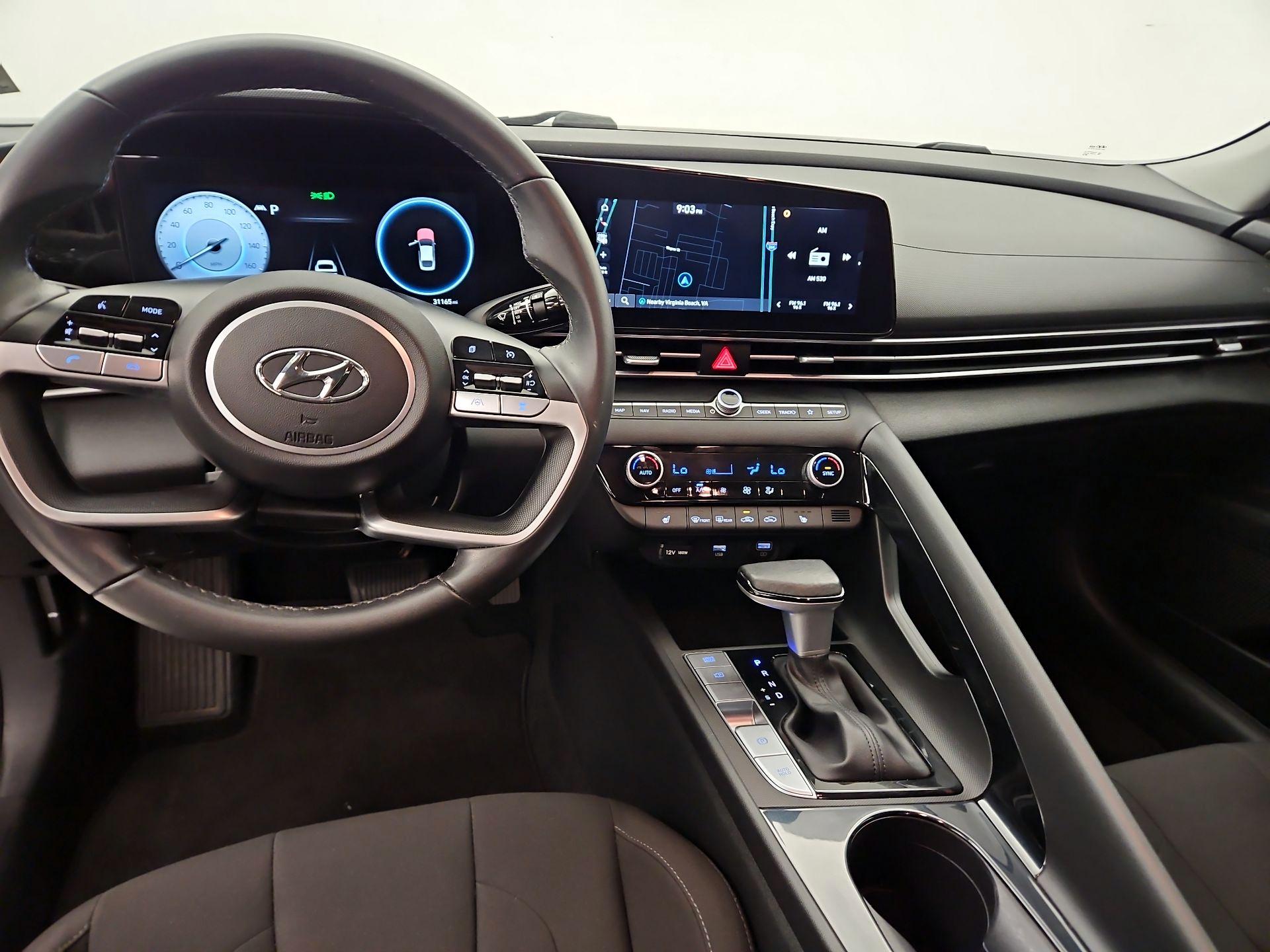 Thumbnail: 2023 Hyundai Elantra - 9