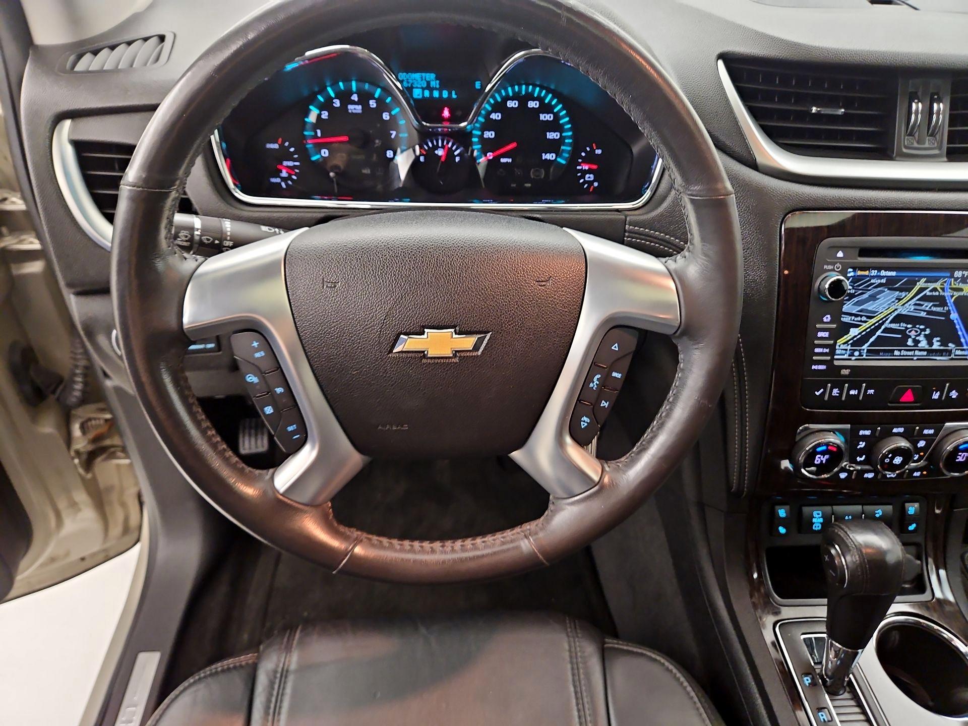 Thumbnail: 2015 Chevrolet Traverse - 10