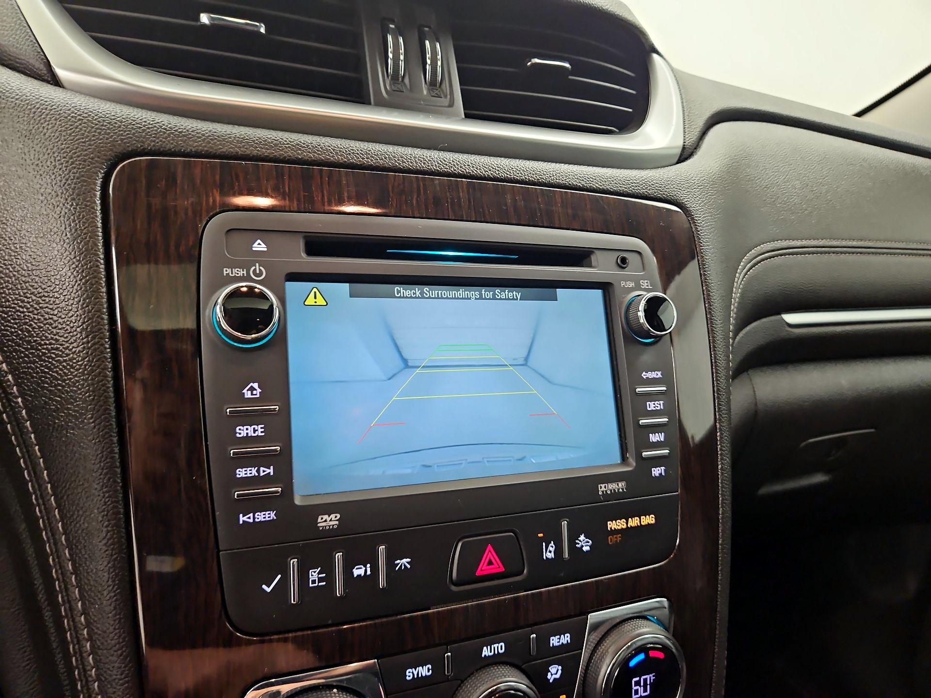 Thumbnail: 2015 Chevrolet Traverse - 15
