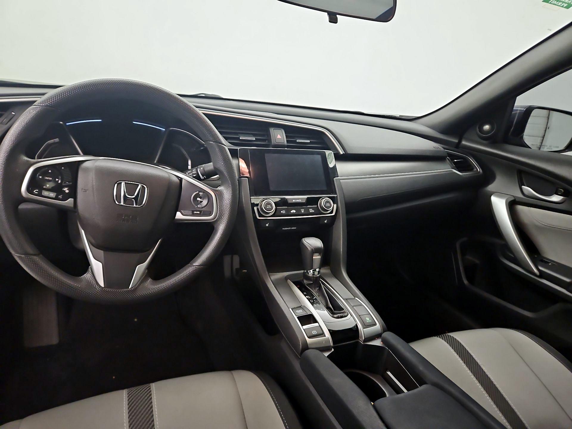 Thumbnail: 2017 Honda Civic - 9