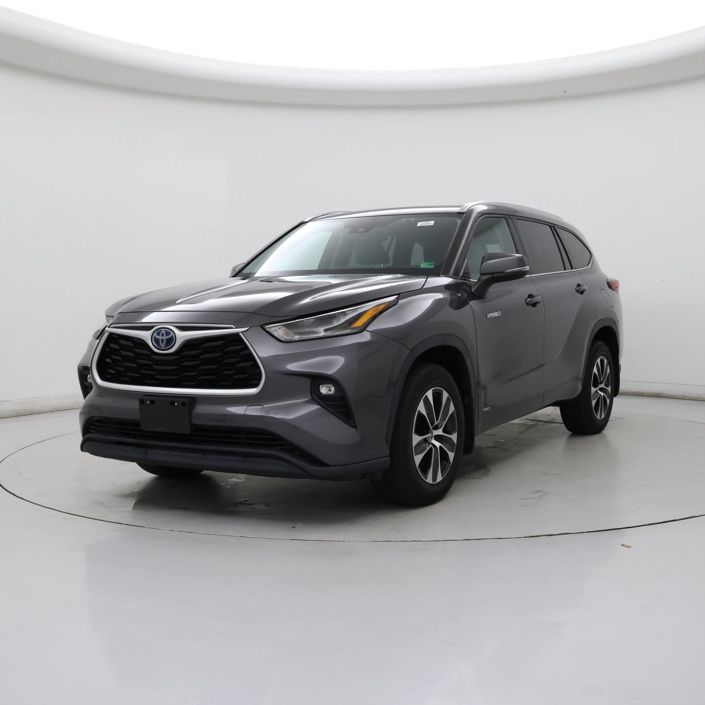 Thumbnail: 2021 Toyota Highlander - 4