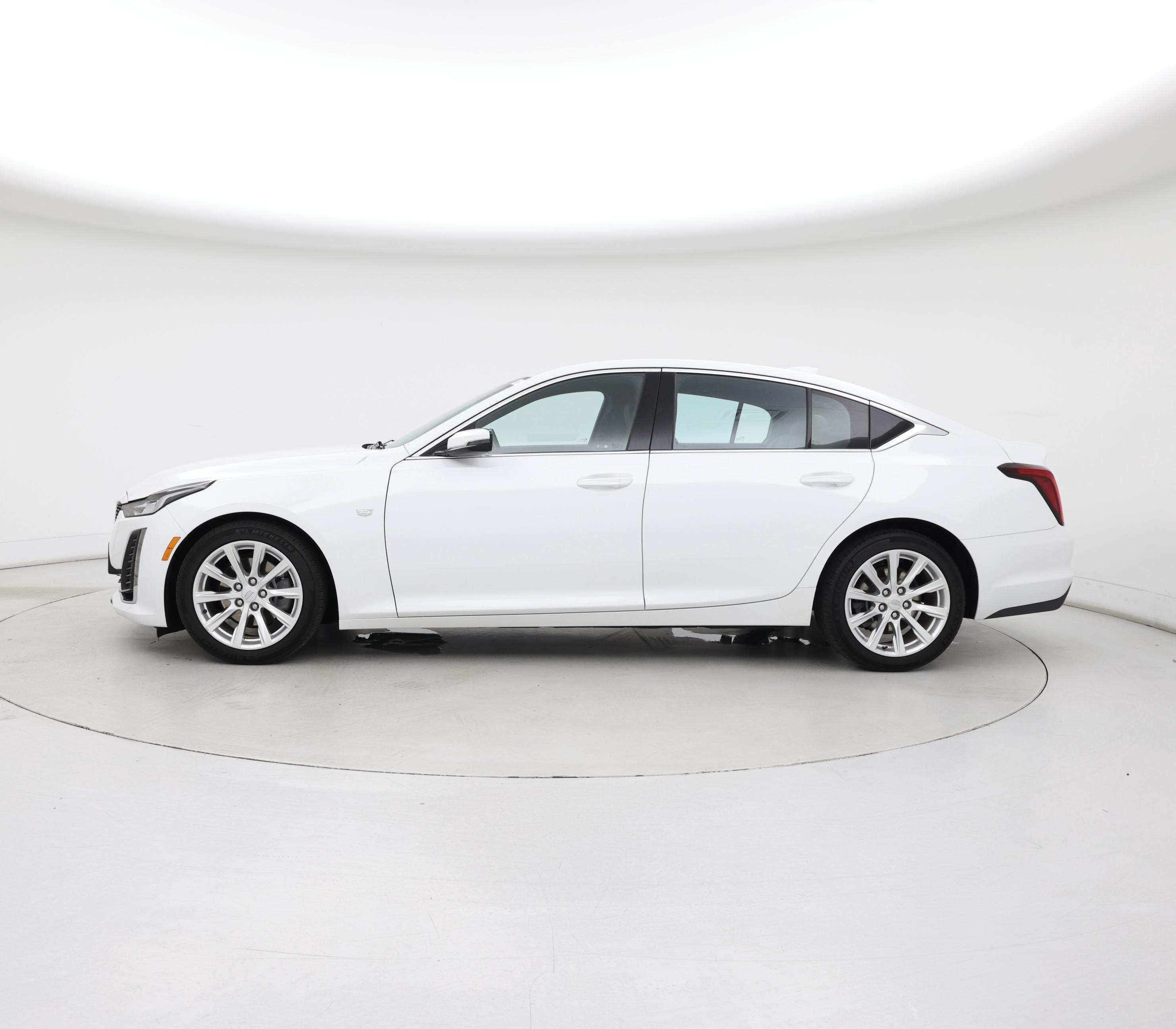 Thumbnail: 2022 Cadillac CT5 - 3
