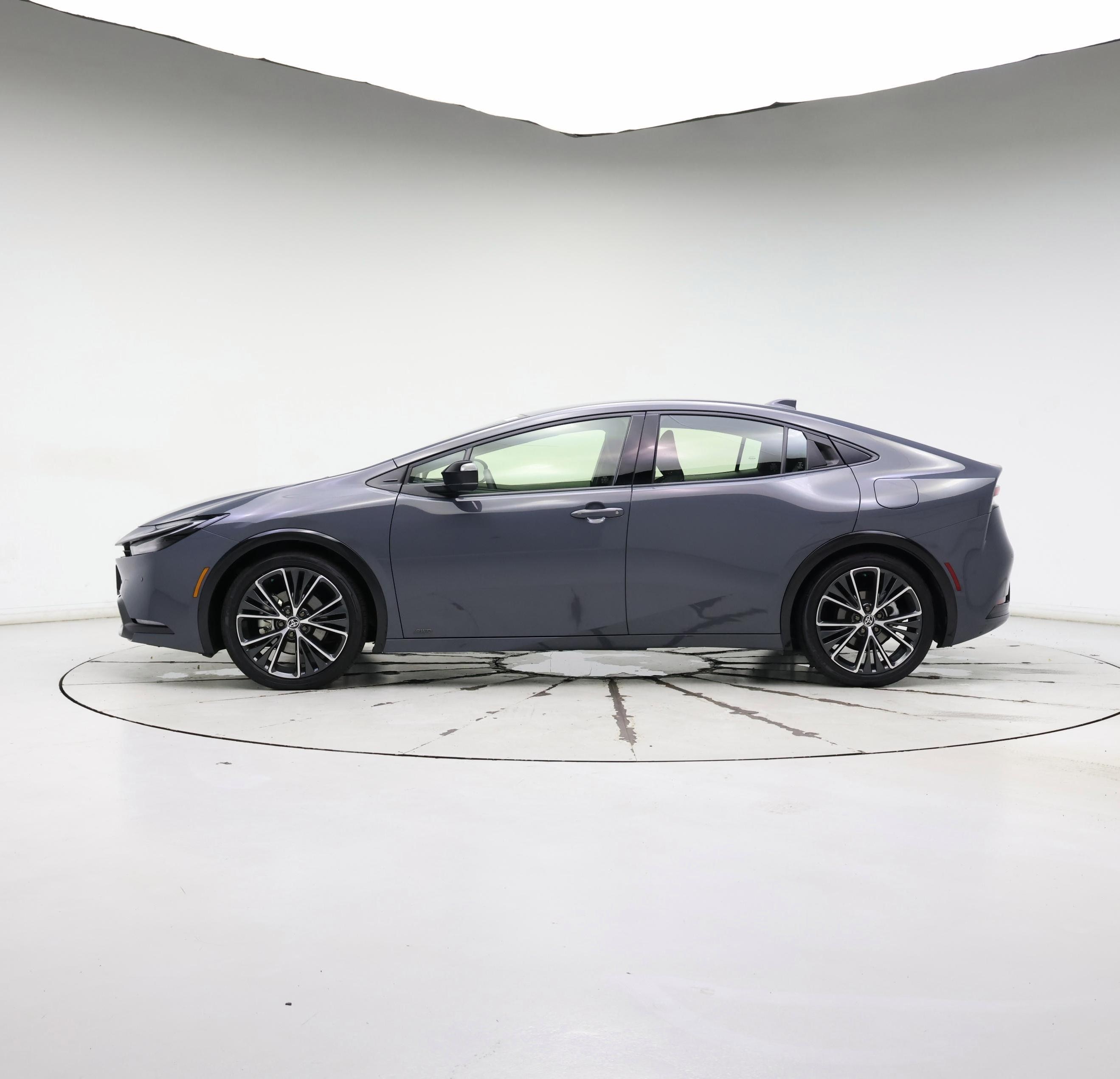 Thumbnail: 2024 Toyota Prius - 3