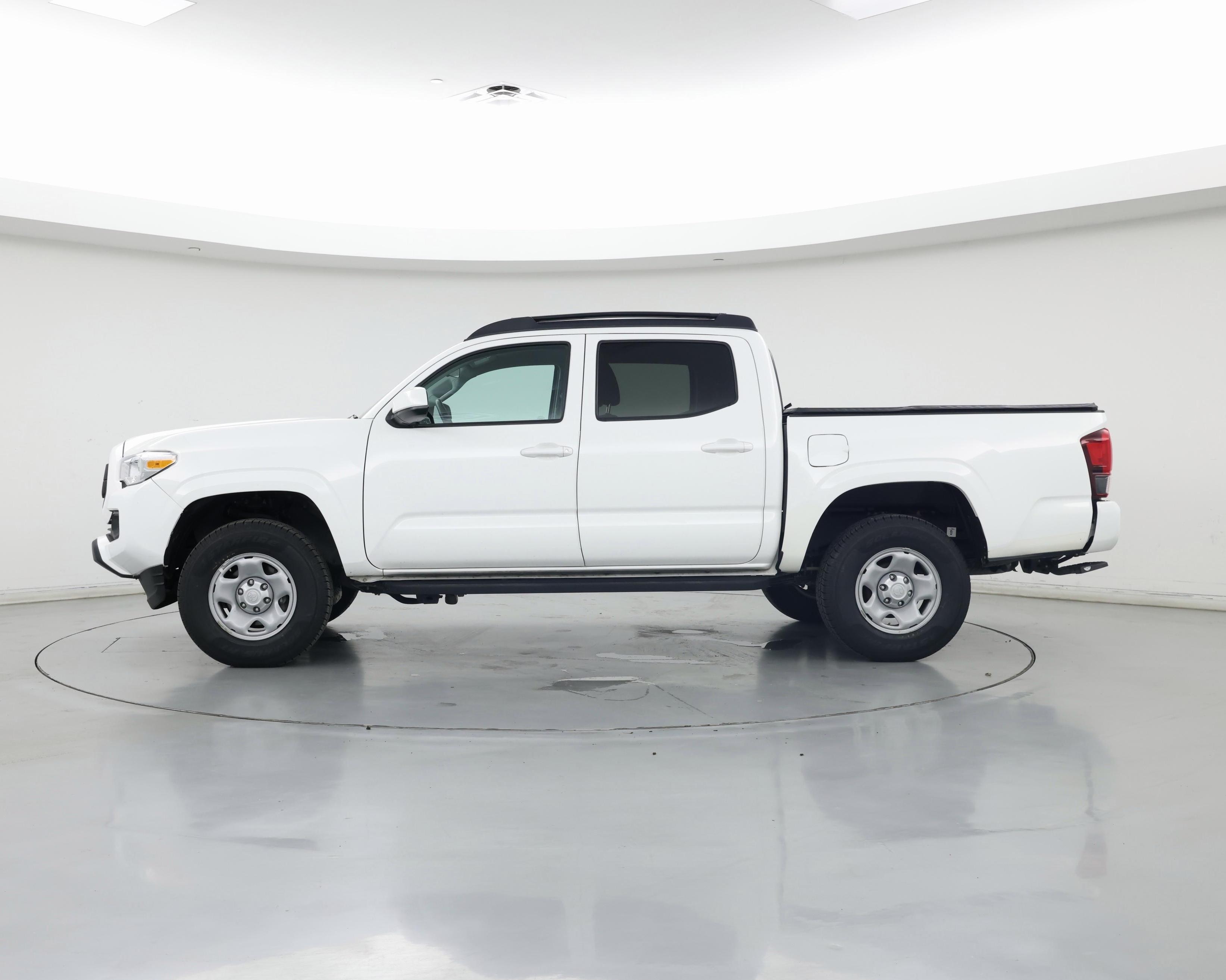 Thumbnail: 2023 Toyota Tacoma - 3