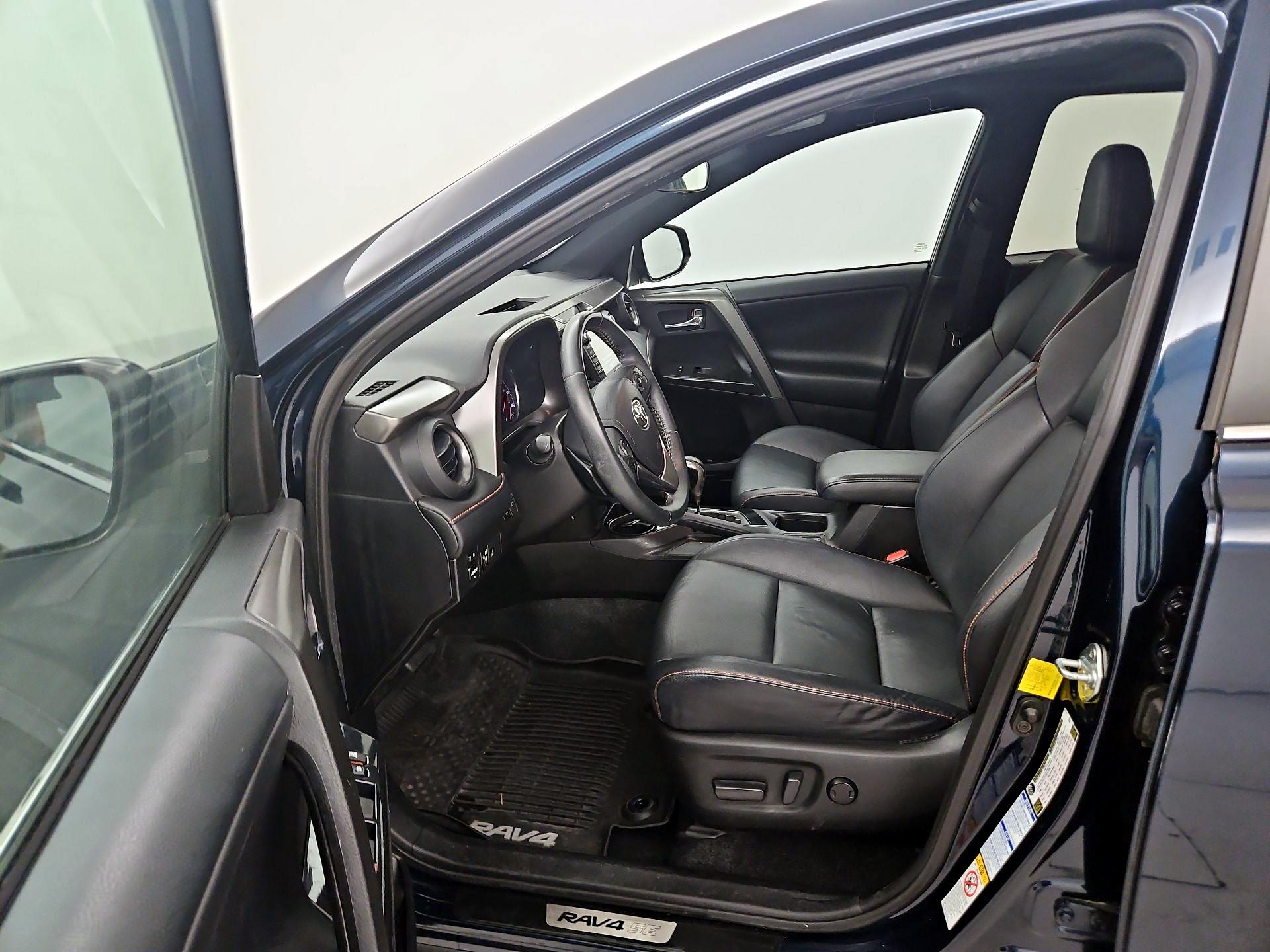 Thumbnail: 2017 Toyota RAV4 - 11