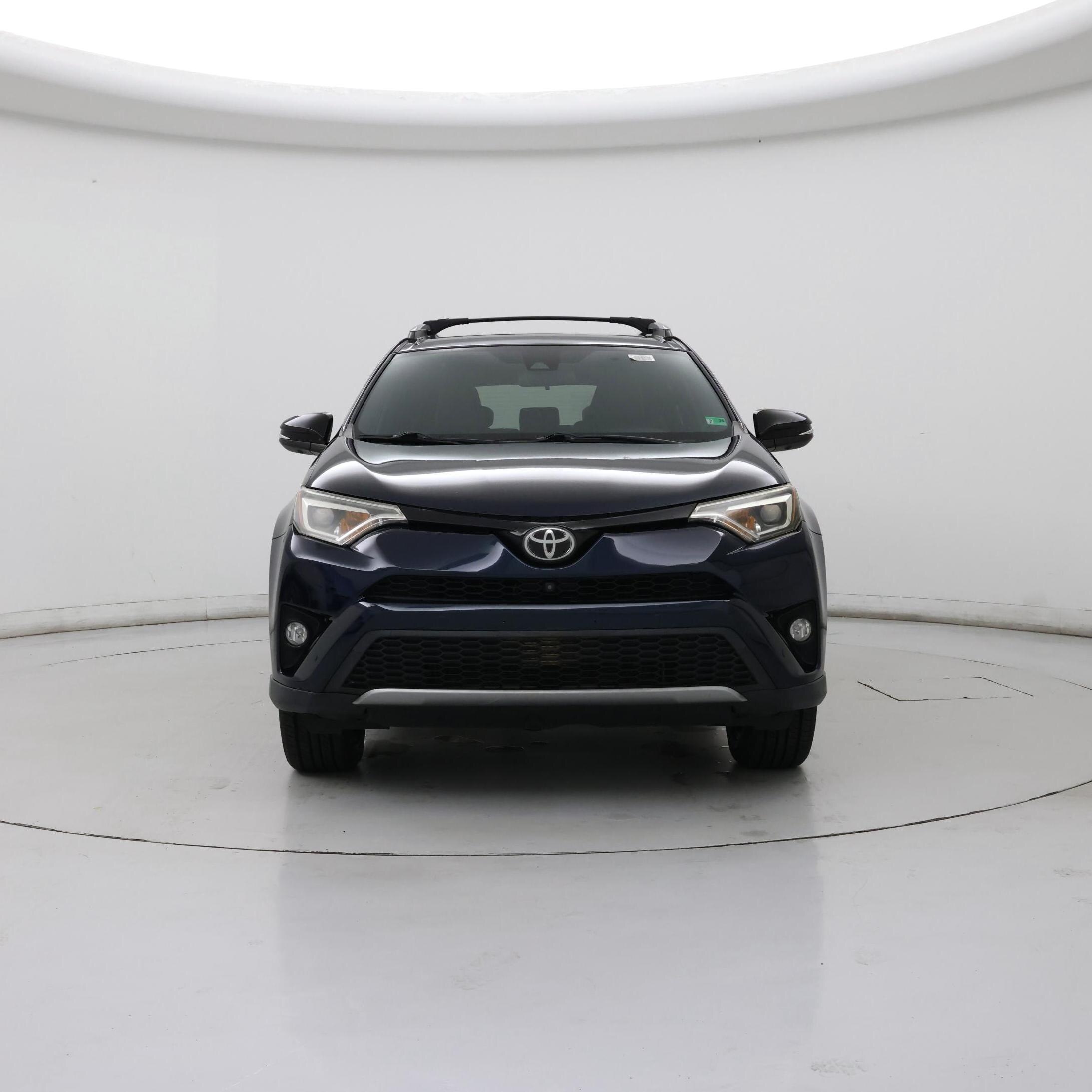 Thumbnail: 2017 Toyota RAV4 - 5